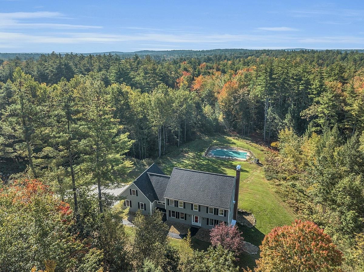 17 Deer Hollow Drive