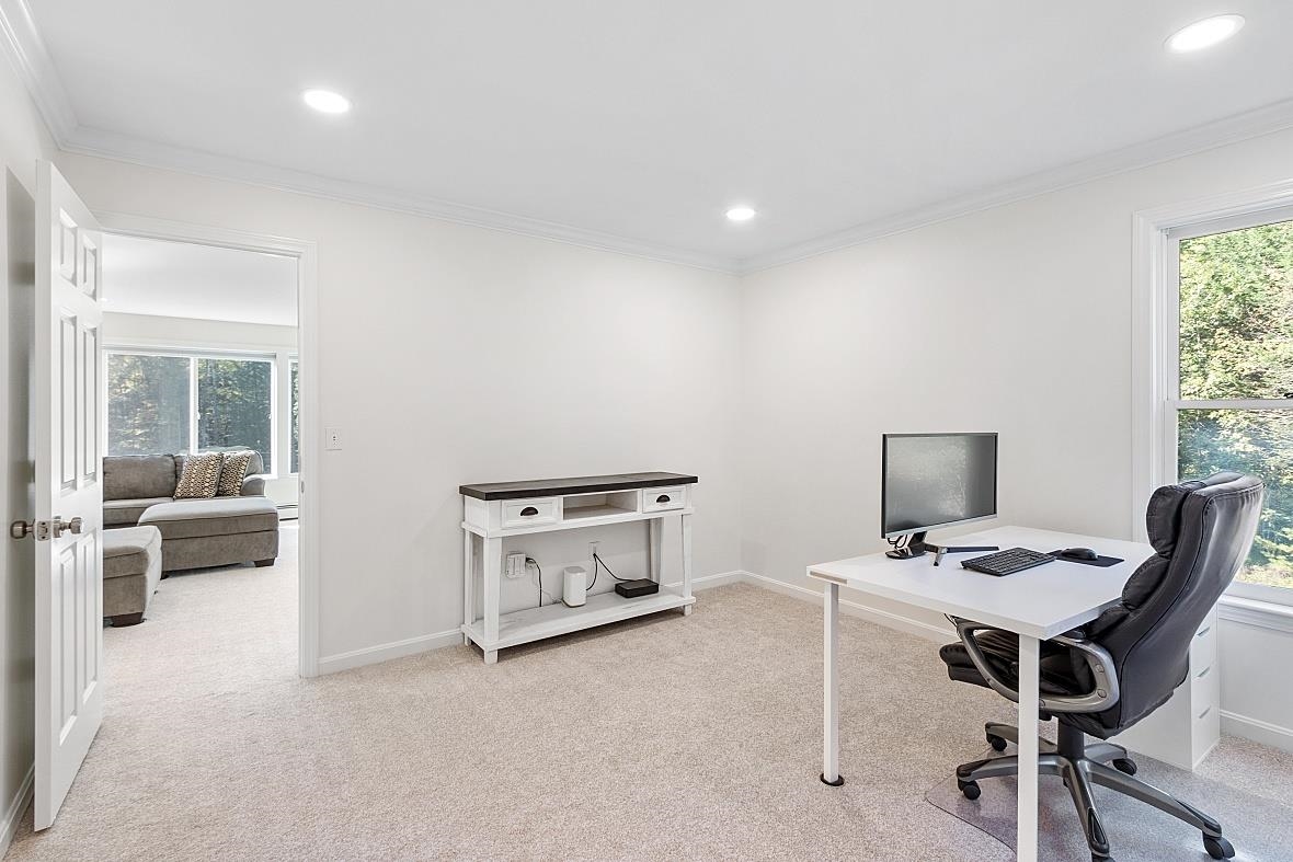 17 Deer Hollow Drive