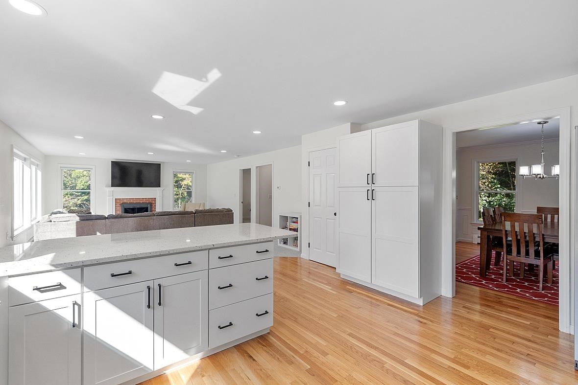 17 Deer Hollow Drive