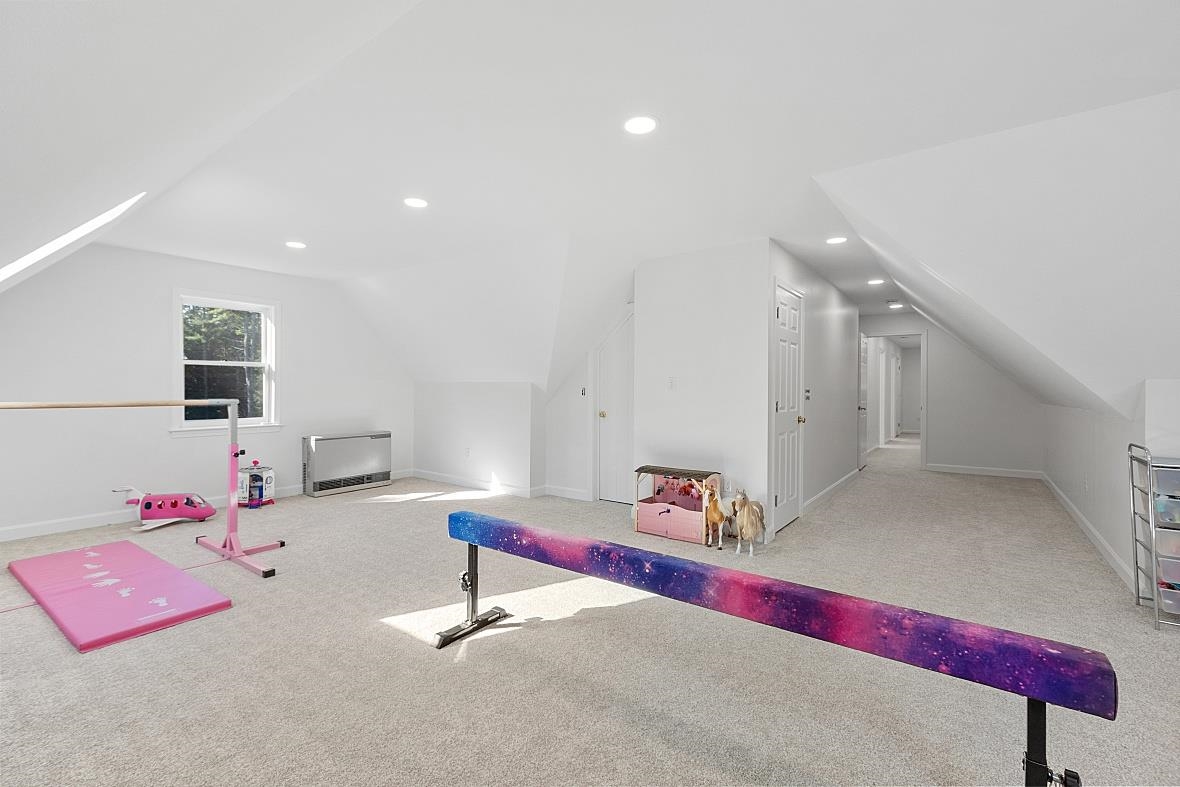 17 Deer Hollow Drive