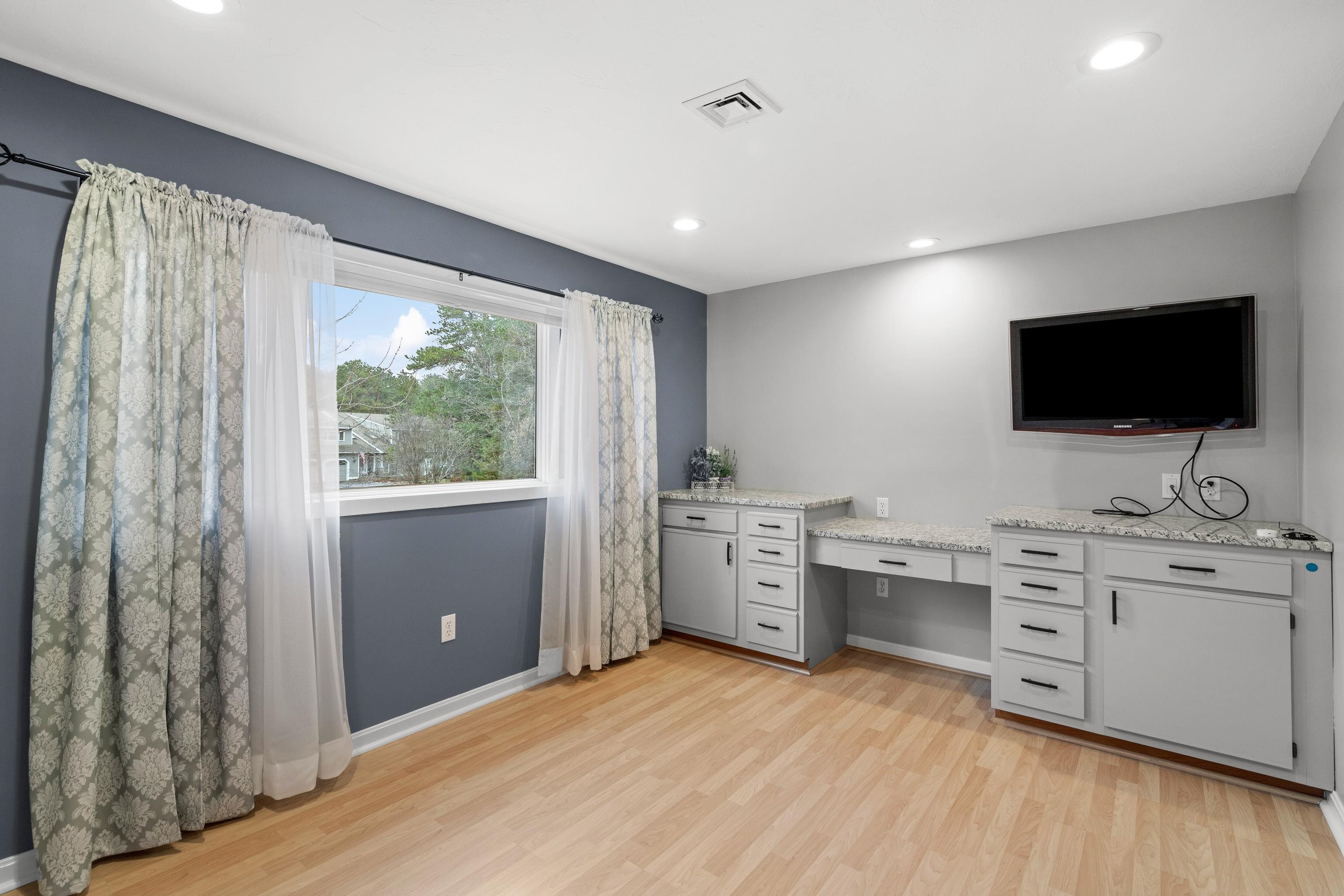 84 Branch Turnpike Unit: 38