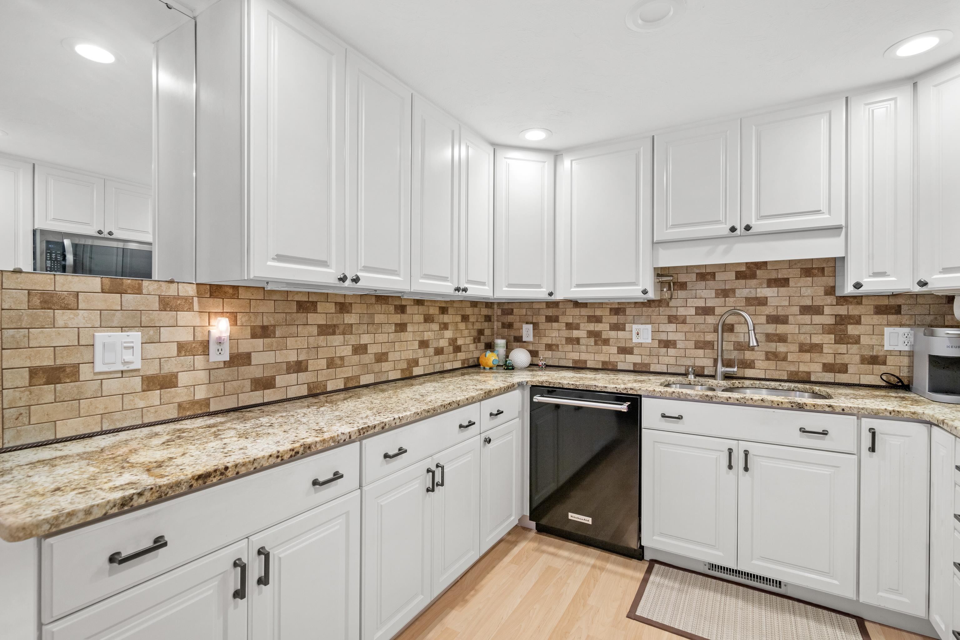 84 Branch Turnpike Unit: 38