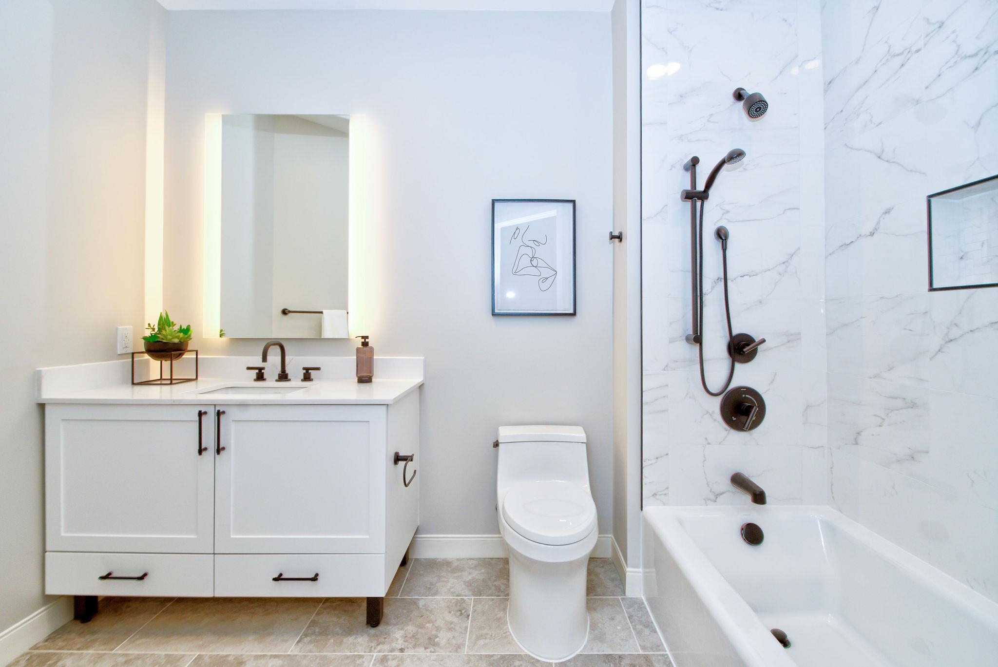 18 Artisan Drive Unit: 302