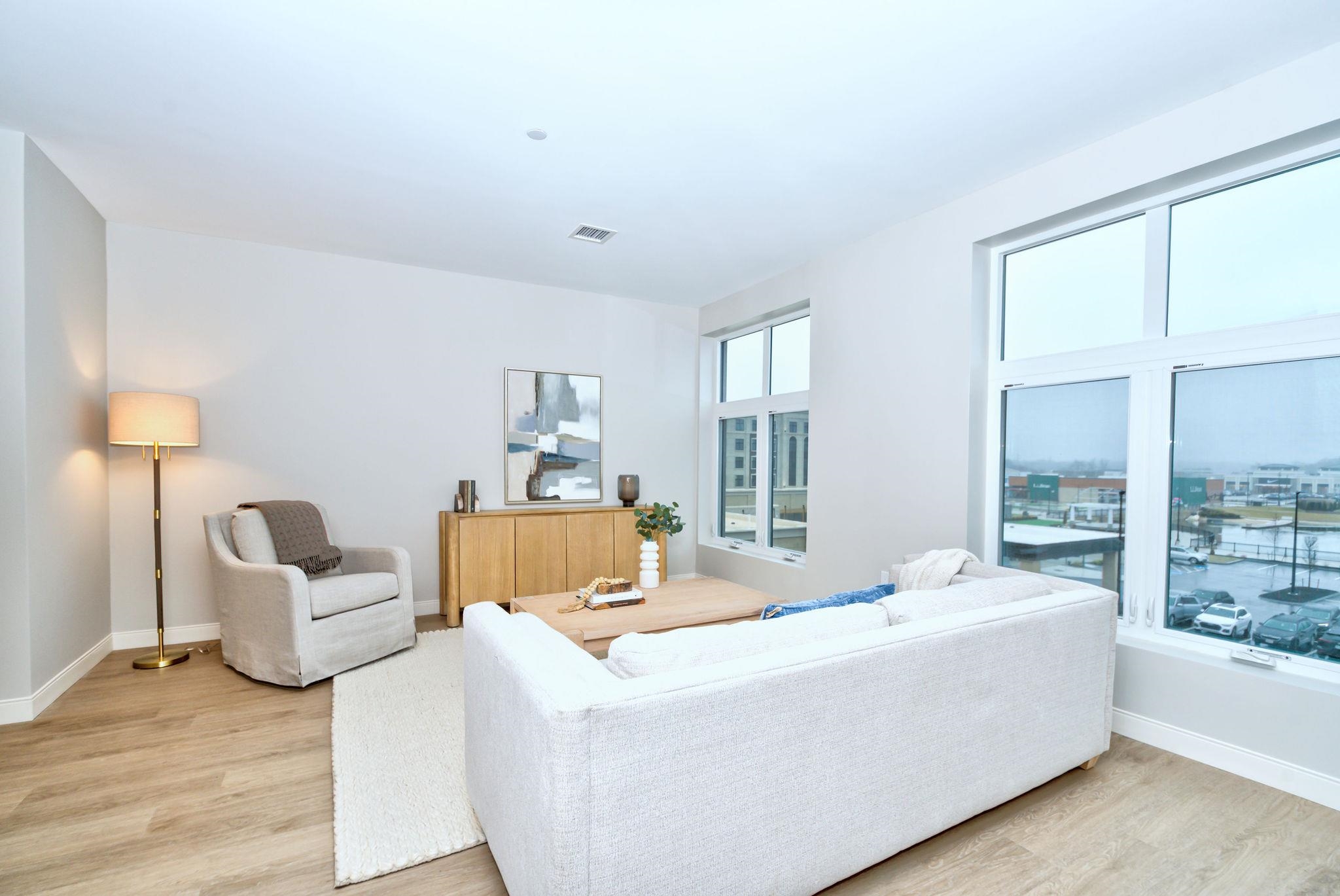 18 Artisan Drive Unit: 302