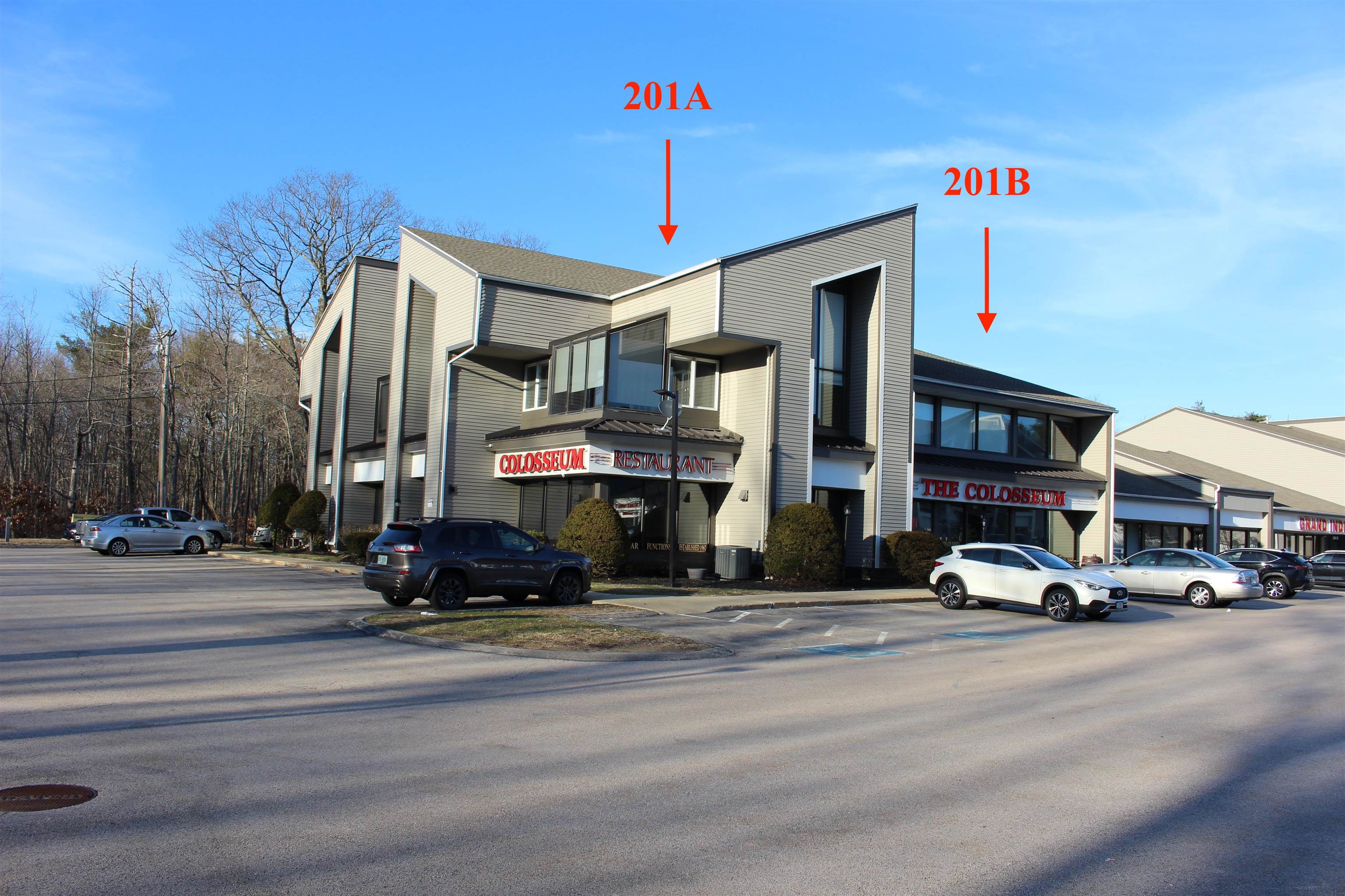 264 North Broadway Plaza Unit: 201B