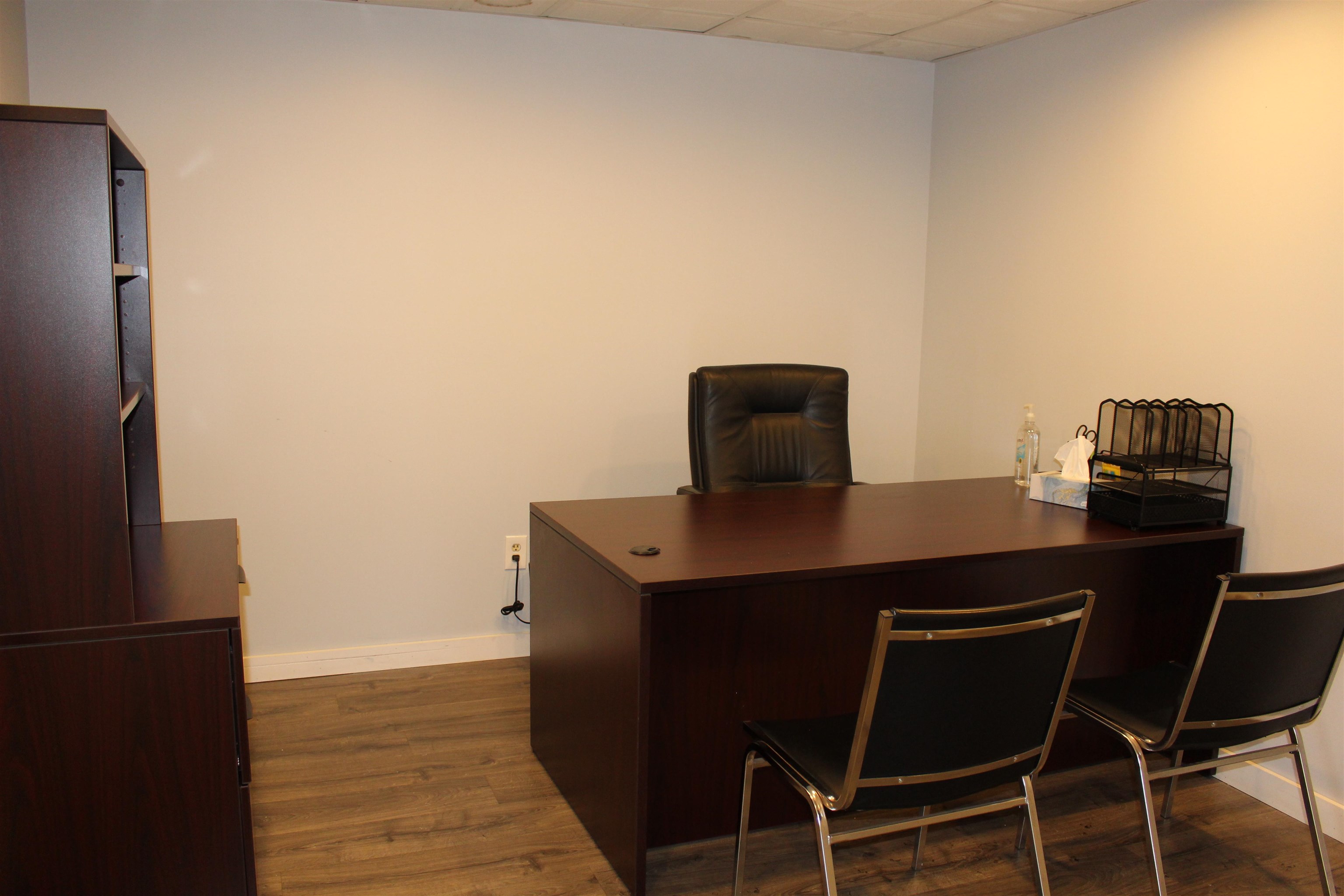 264 North Broadway Plaza Unit: 201B