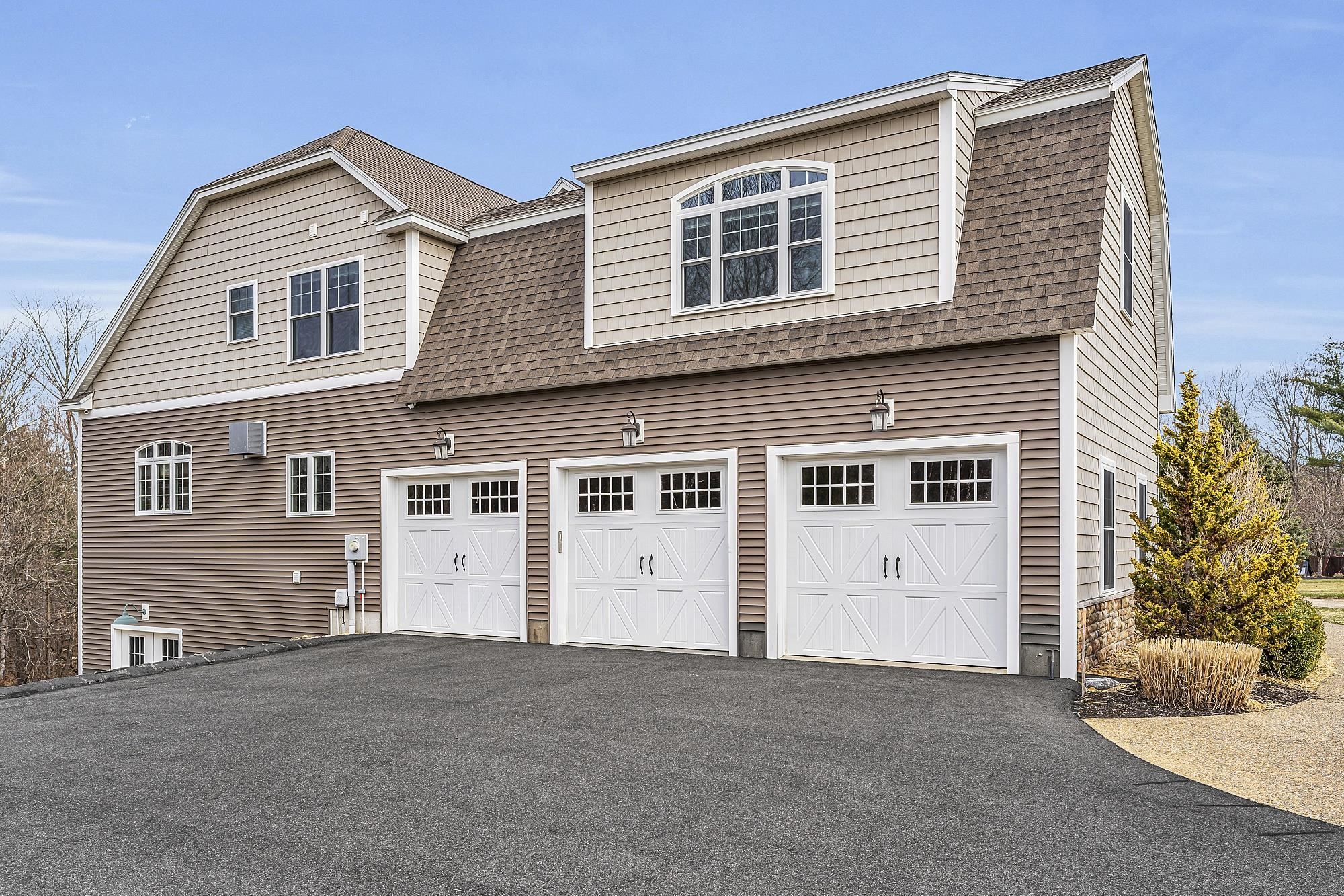 15 Orchard Blossom Road