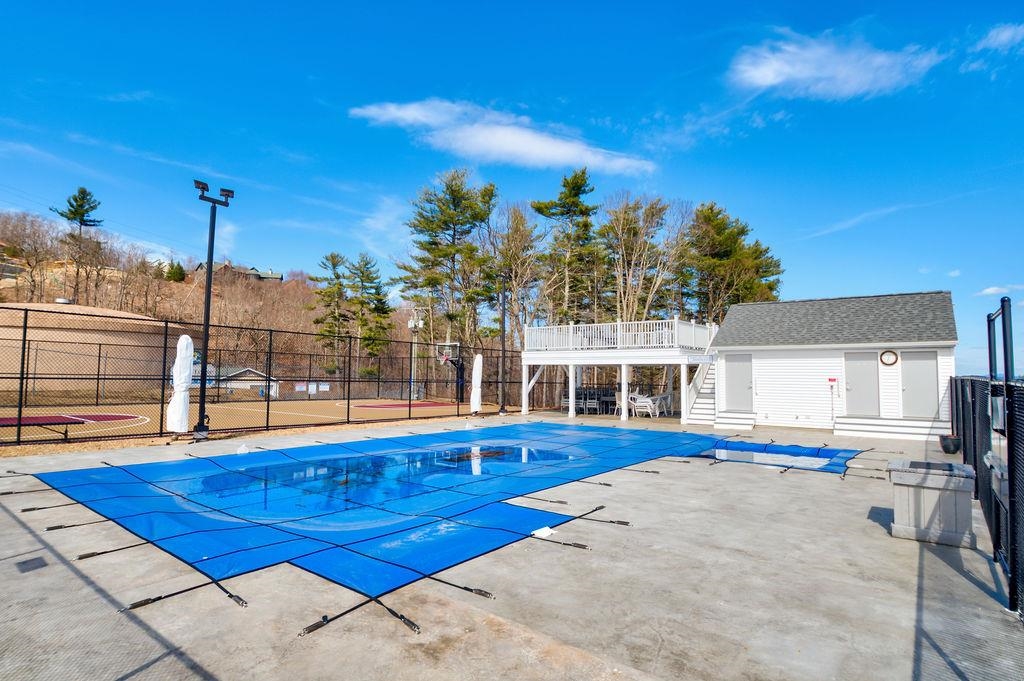 375 Endicott N Street Unit: 305