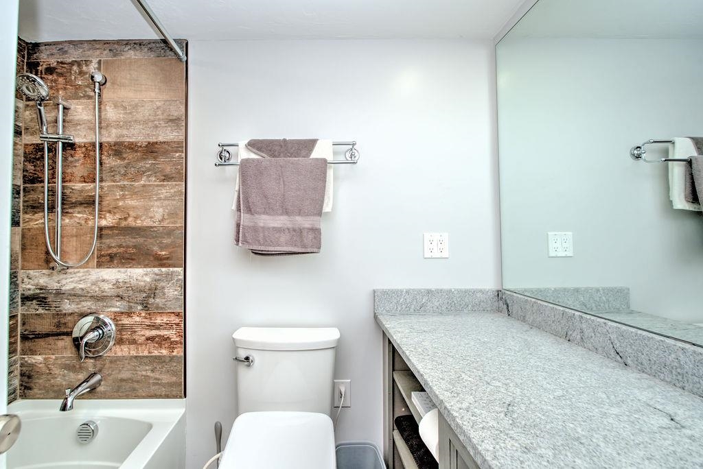 375 Endicott N Street Unit: 305