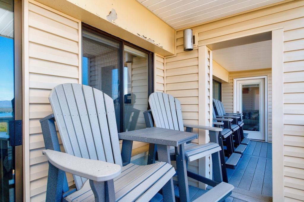 375 Endicott N Street Unit: 305