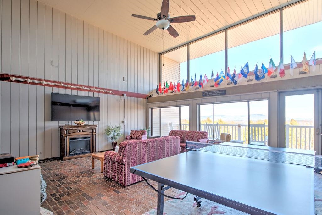 375 Endicott N Street Unit: 305