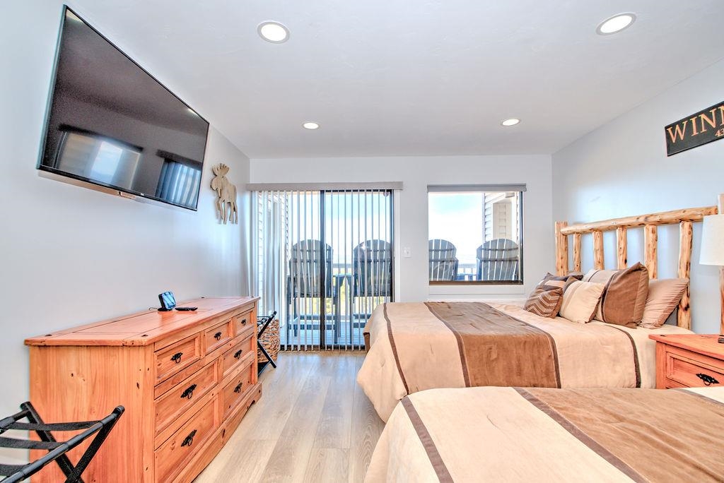 375 Endicott N Street Unit: 305