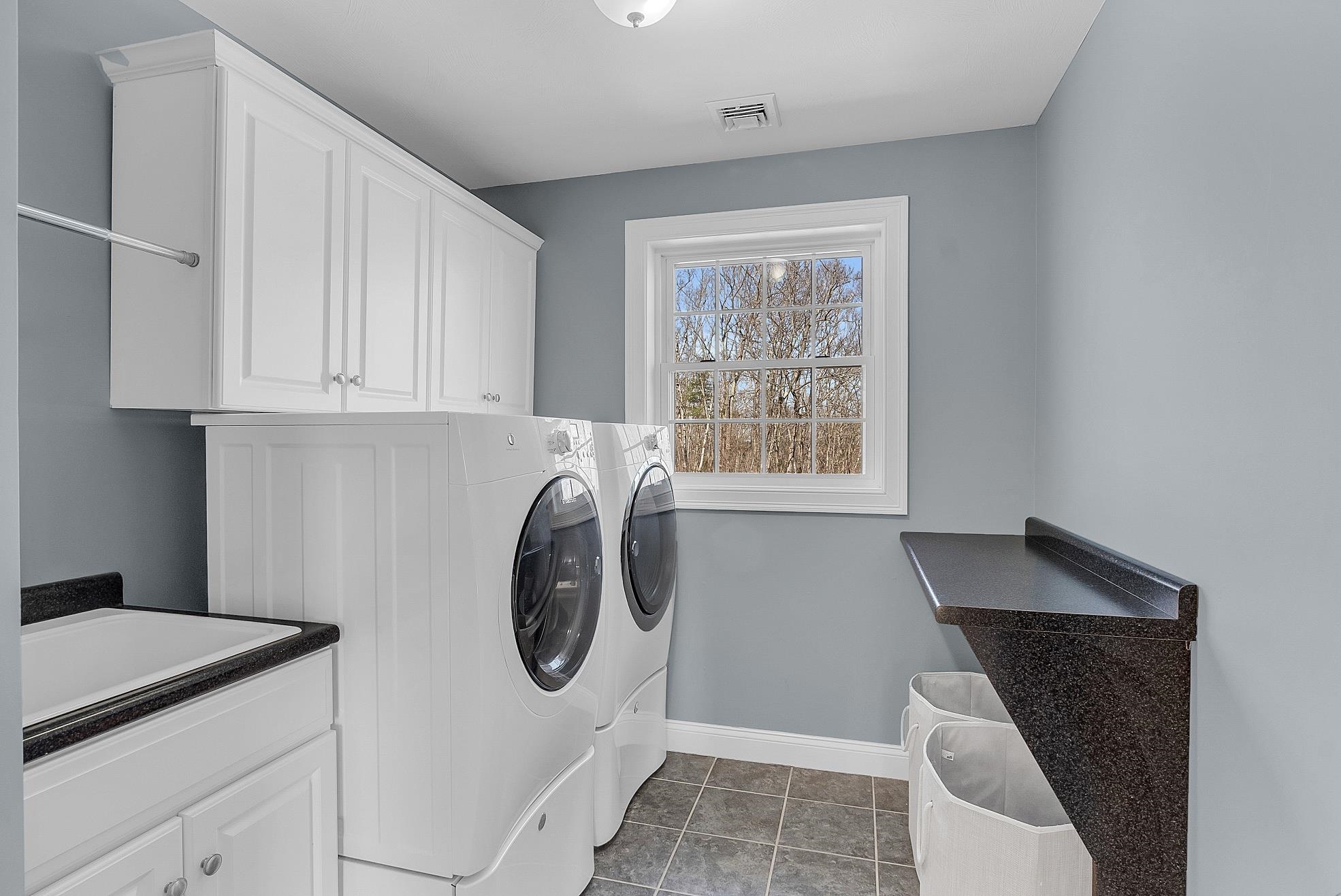 53 London Bridge Road