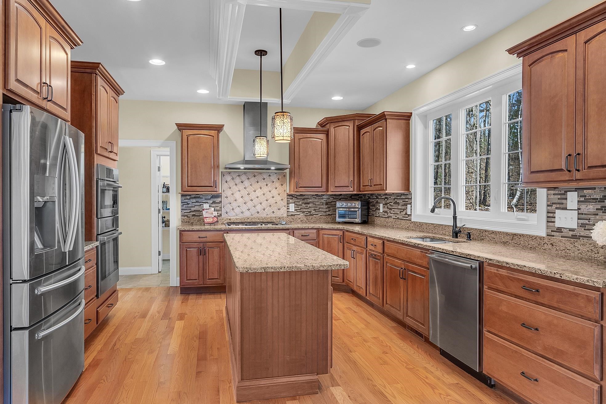 53 London Bridge Road