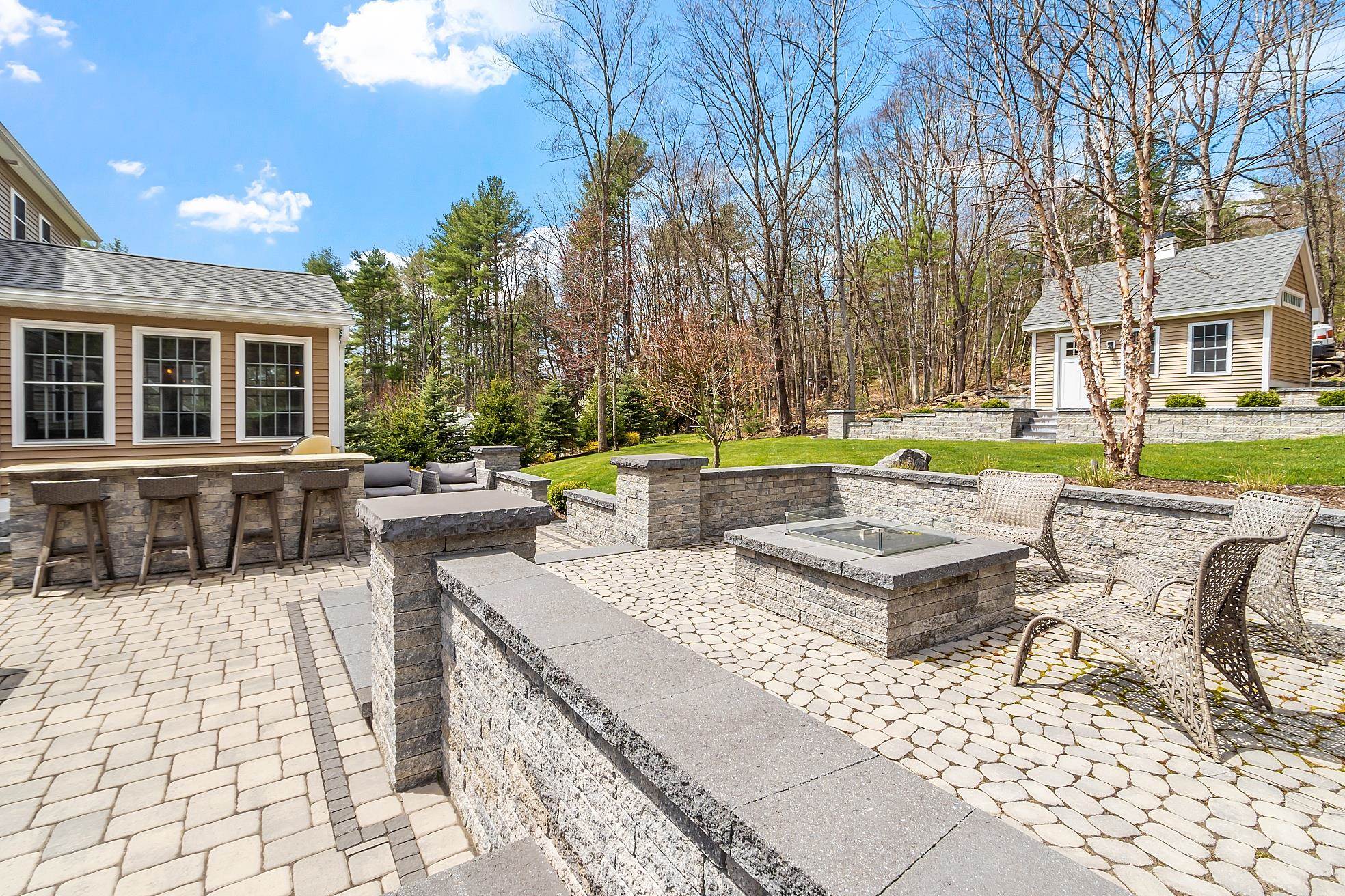 7 Cricket Ridge Drive