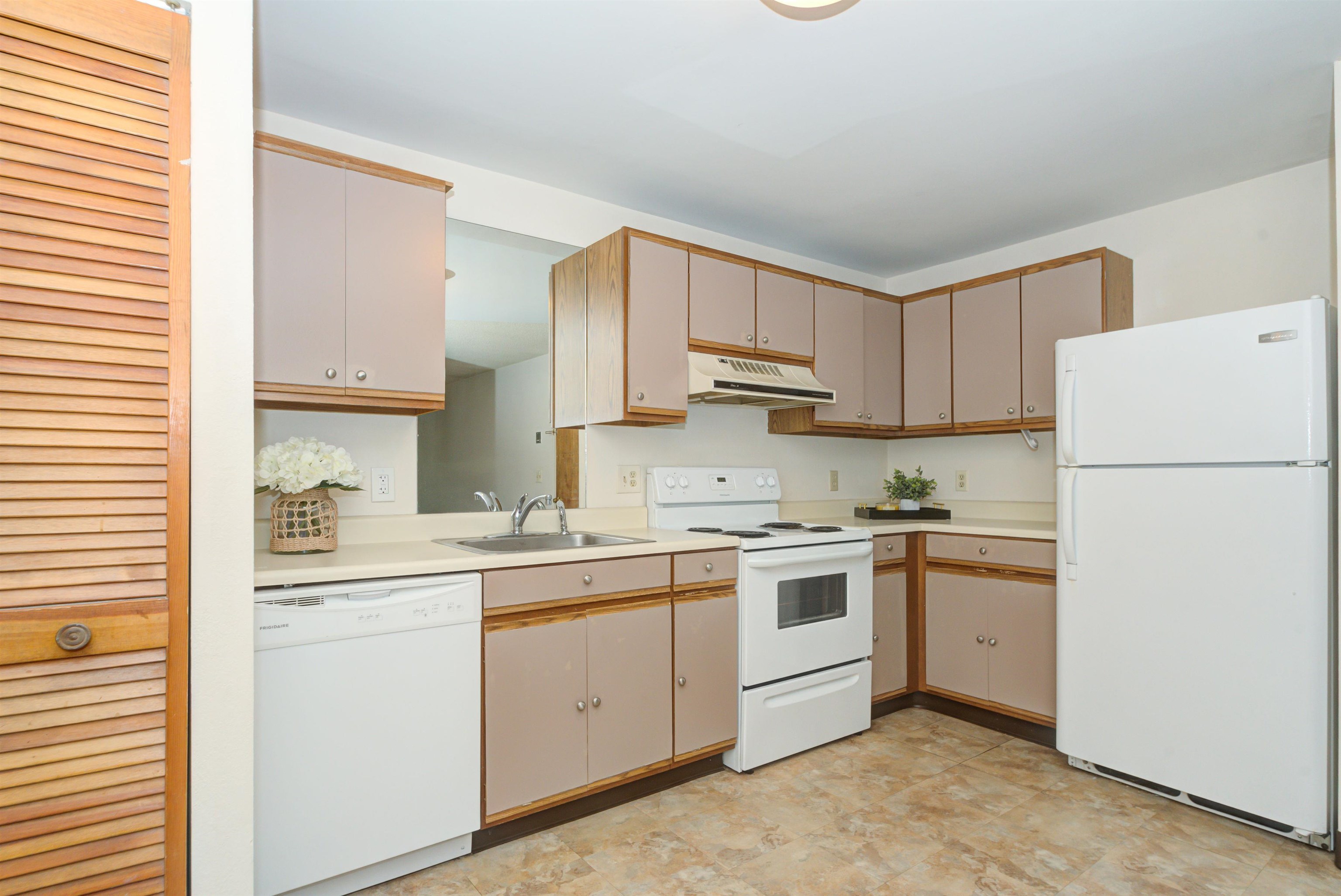 37 Alice Drive Unit: 19