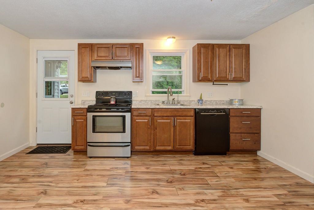 109 Sandstone Circle