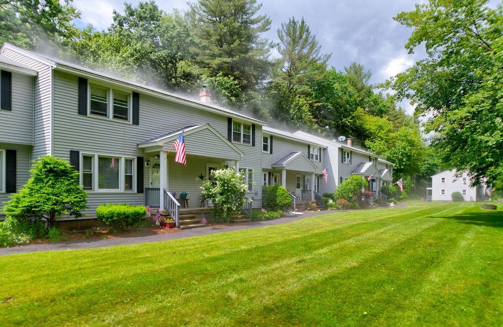 109 Sandstone Circle