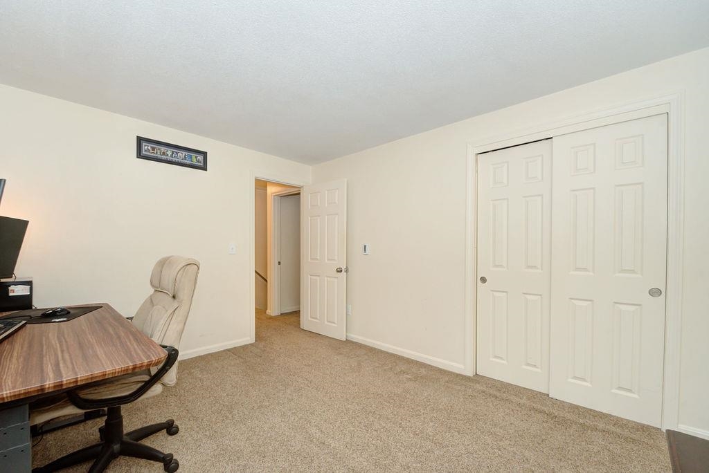 109 Sandstone Circle