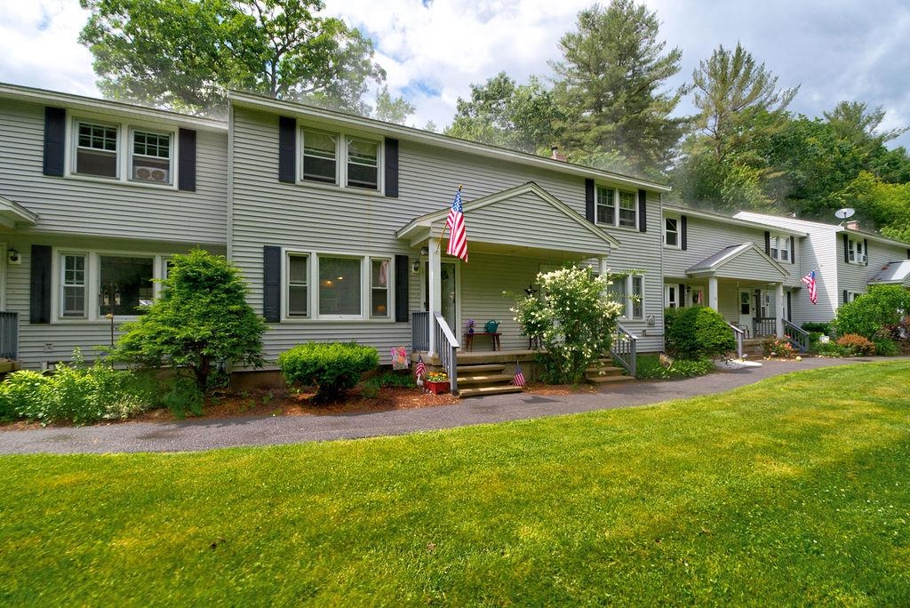 109 Sandstone Circle