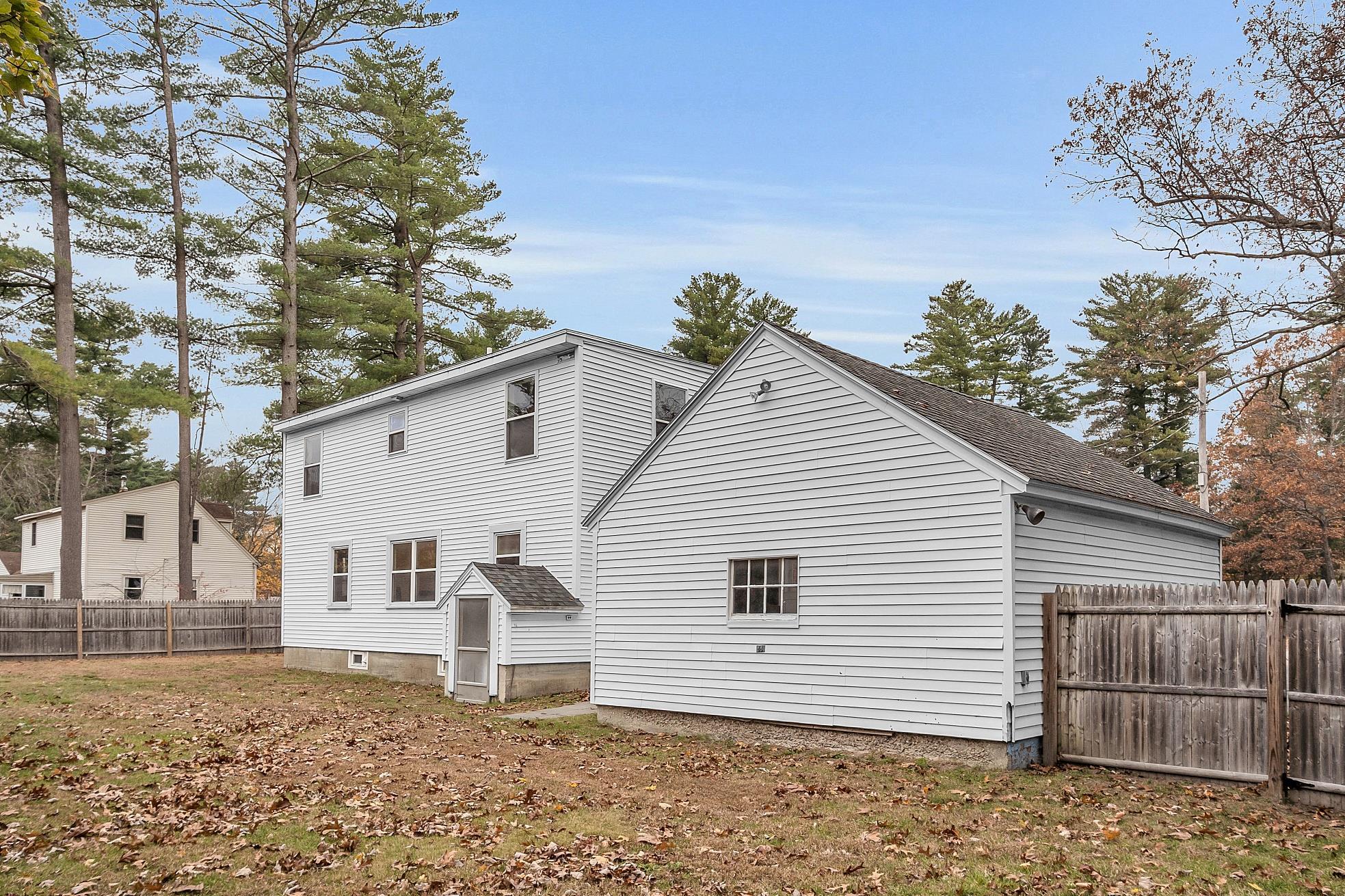 9 Plains Road