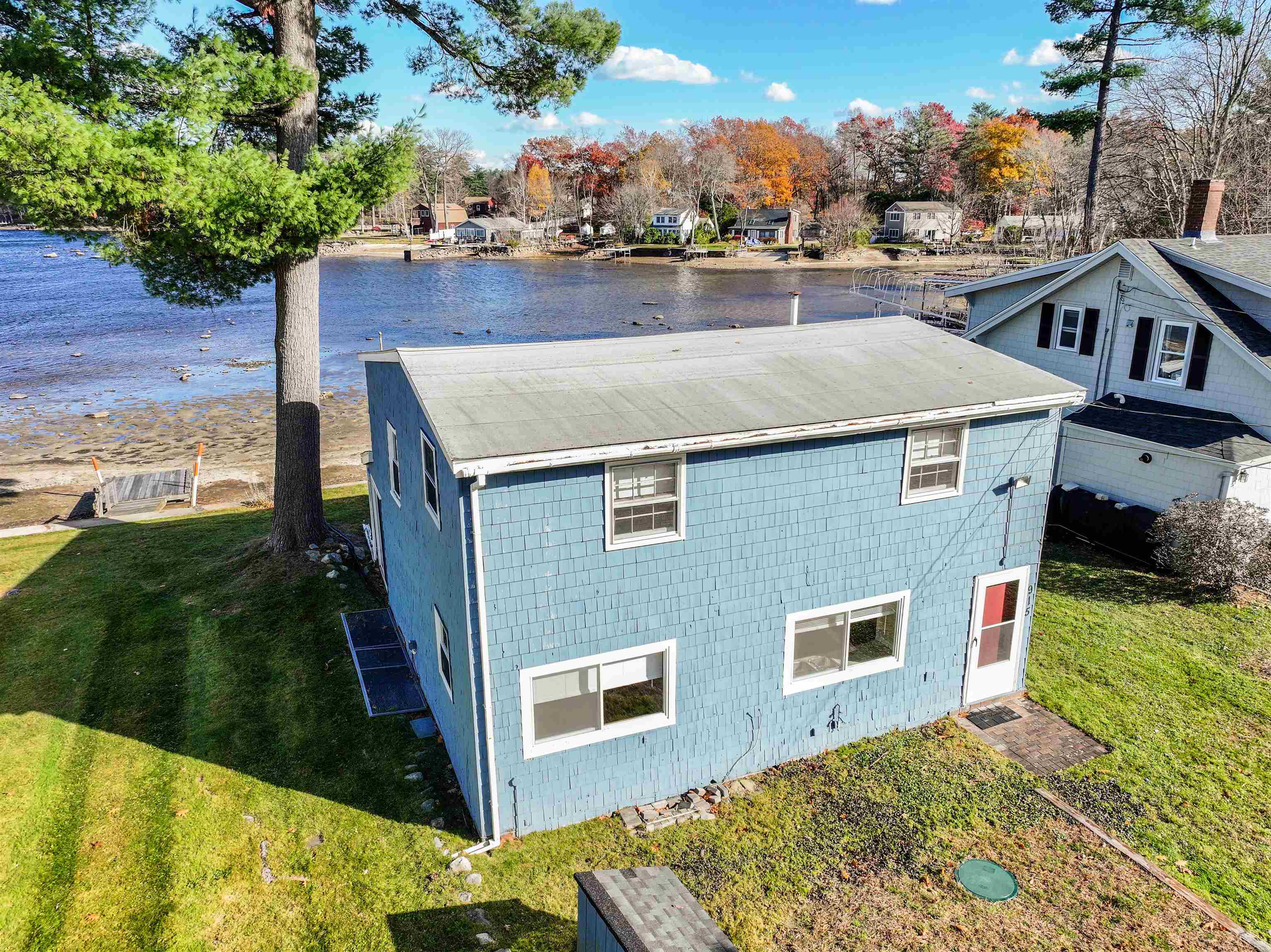 915 Whitneys Grove Road