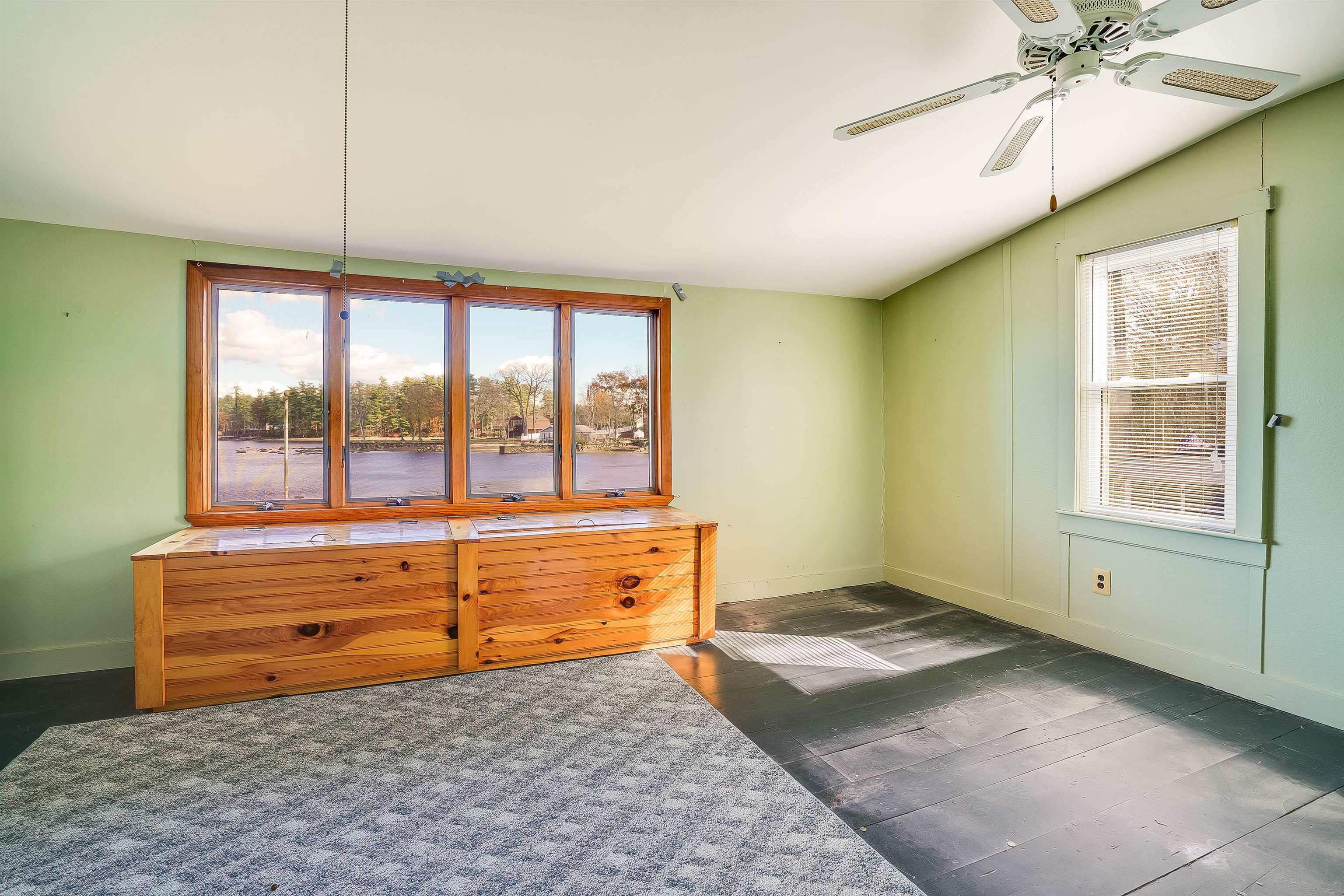 915 Whitneys Grove Road