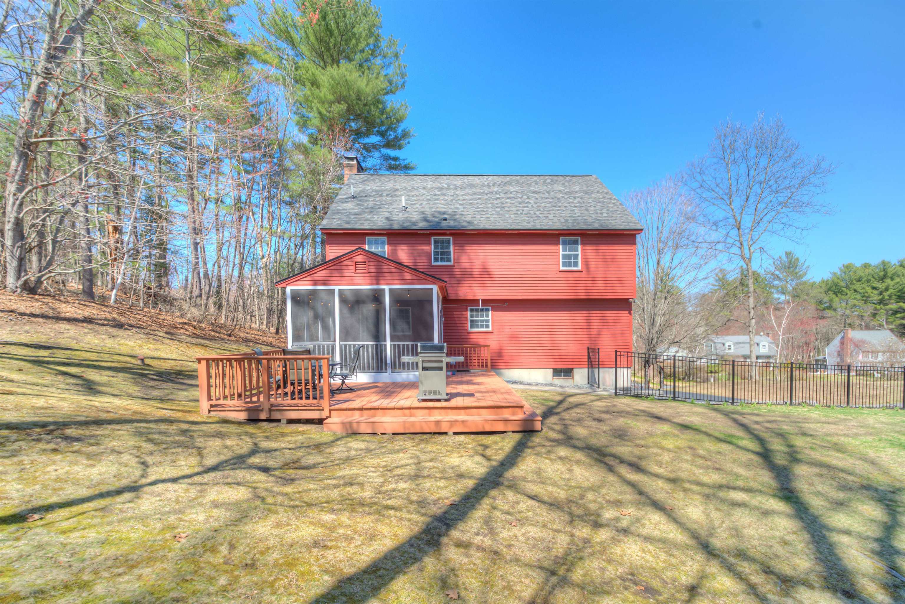 7 Heritage Hill Road