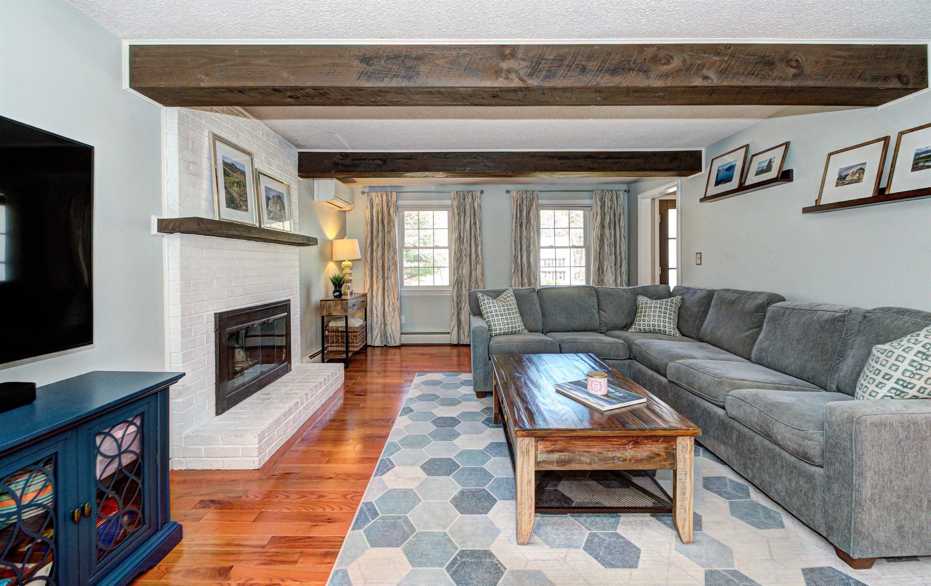 7 Heritage Hill Road