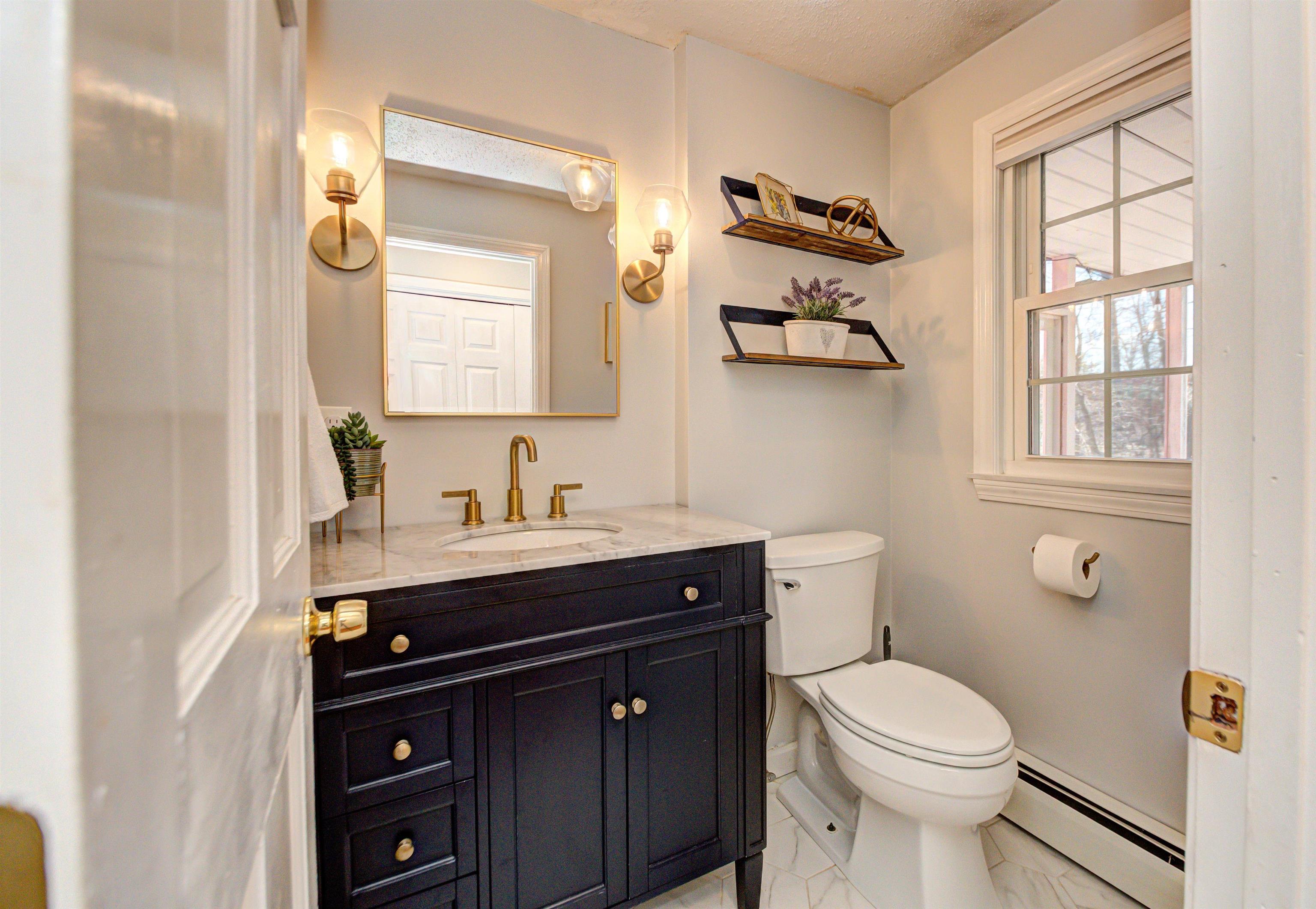 7 Heritage Hill Road