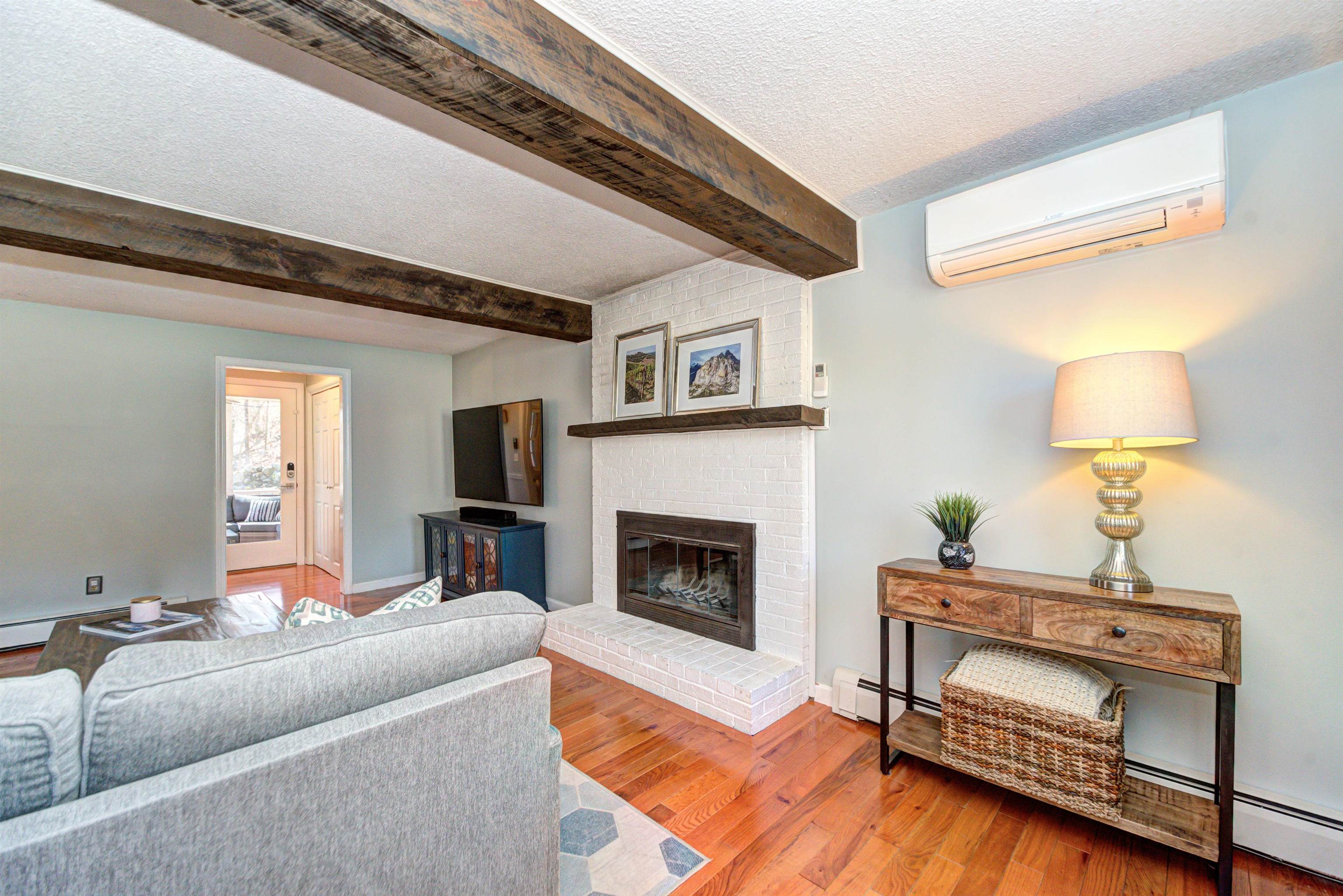 7 Heritage Hill Road