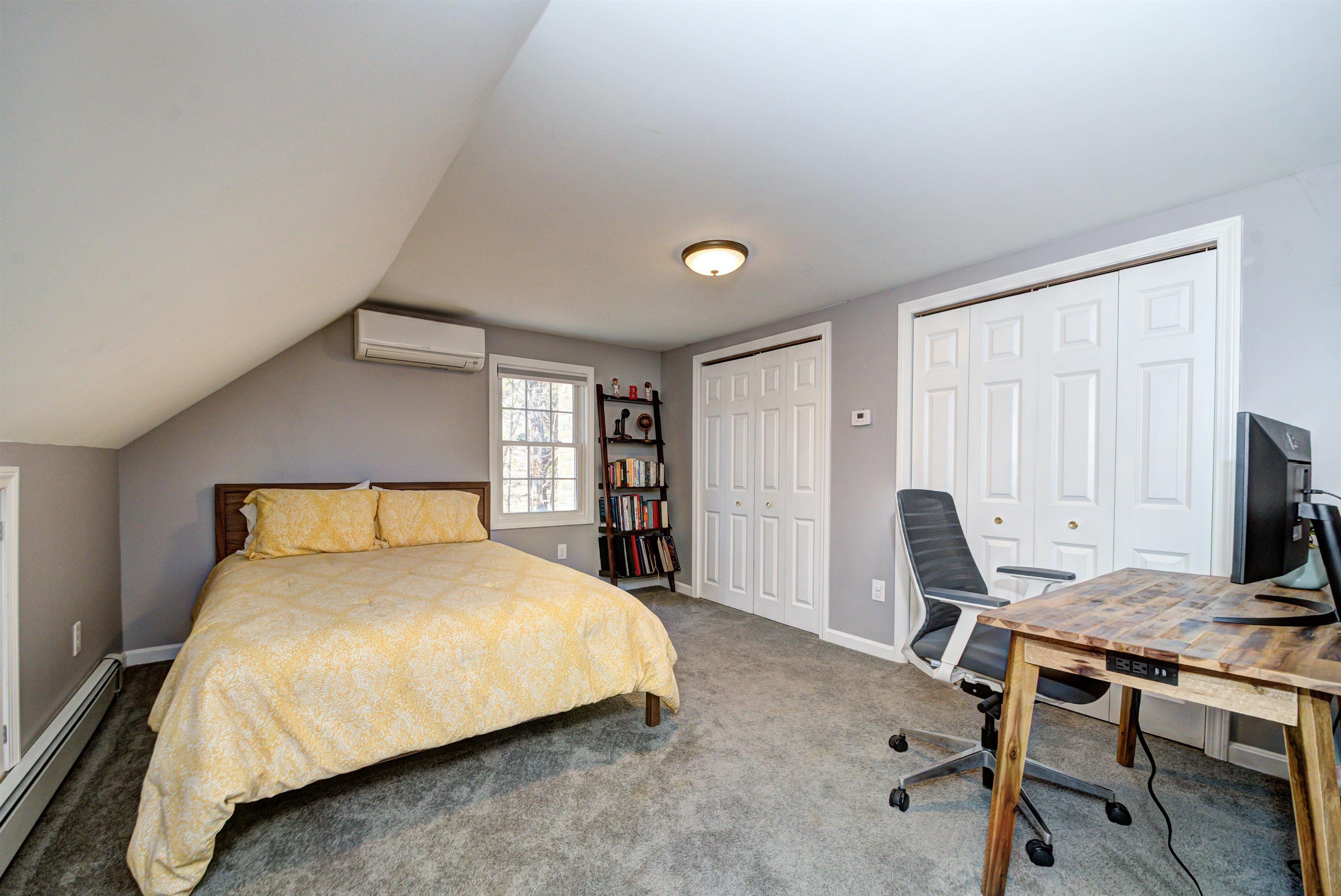 7 Heritage Hill Road