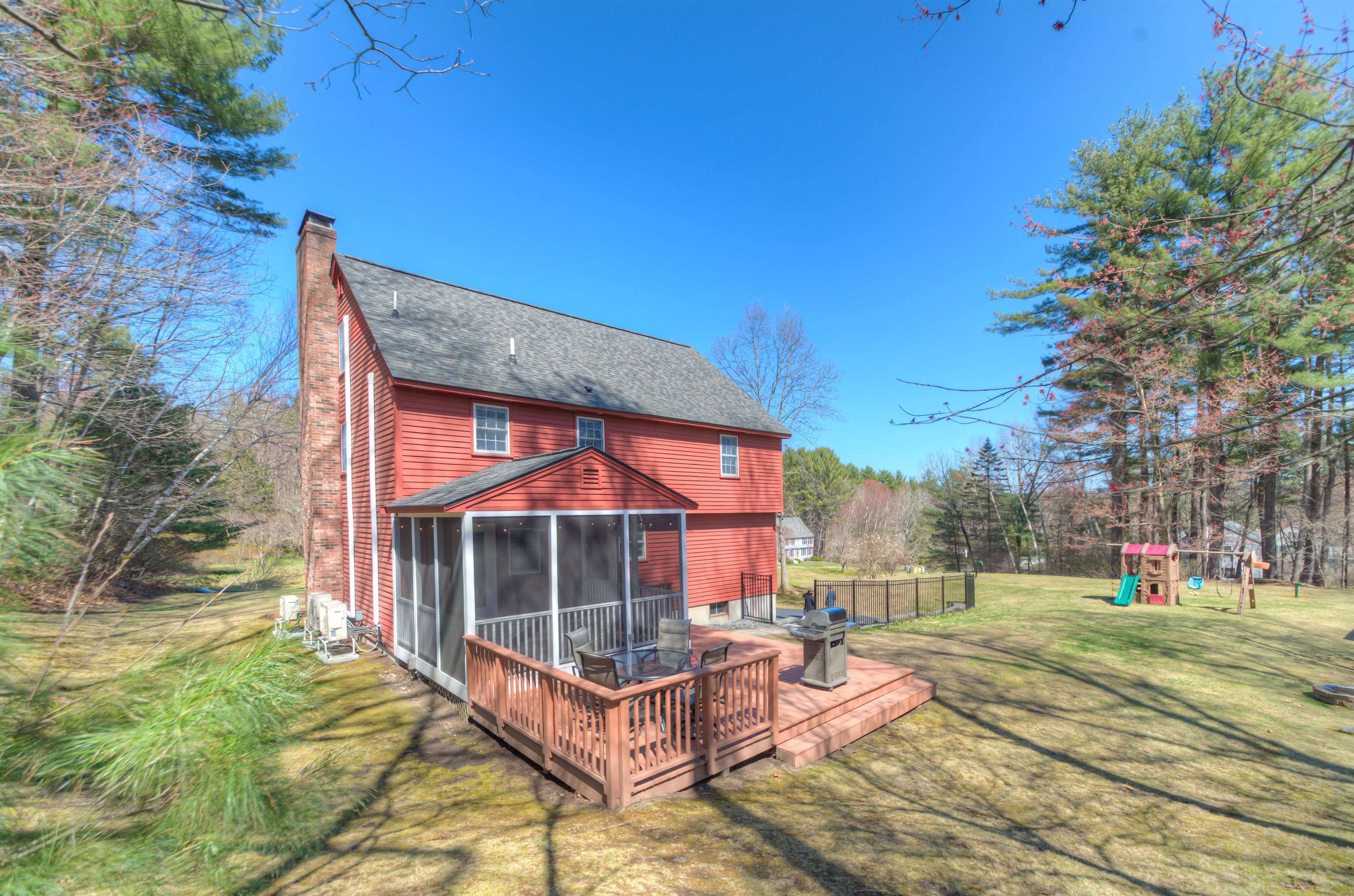 7 Heritage Hill Road