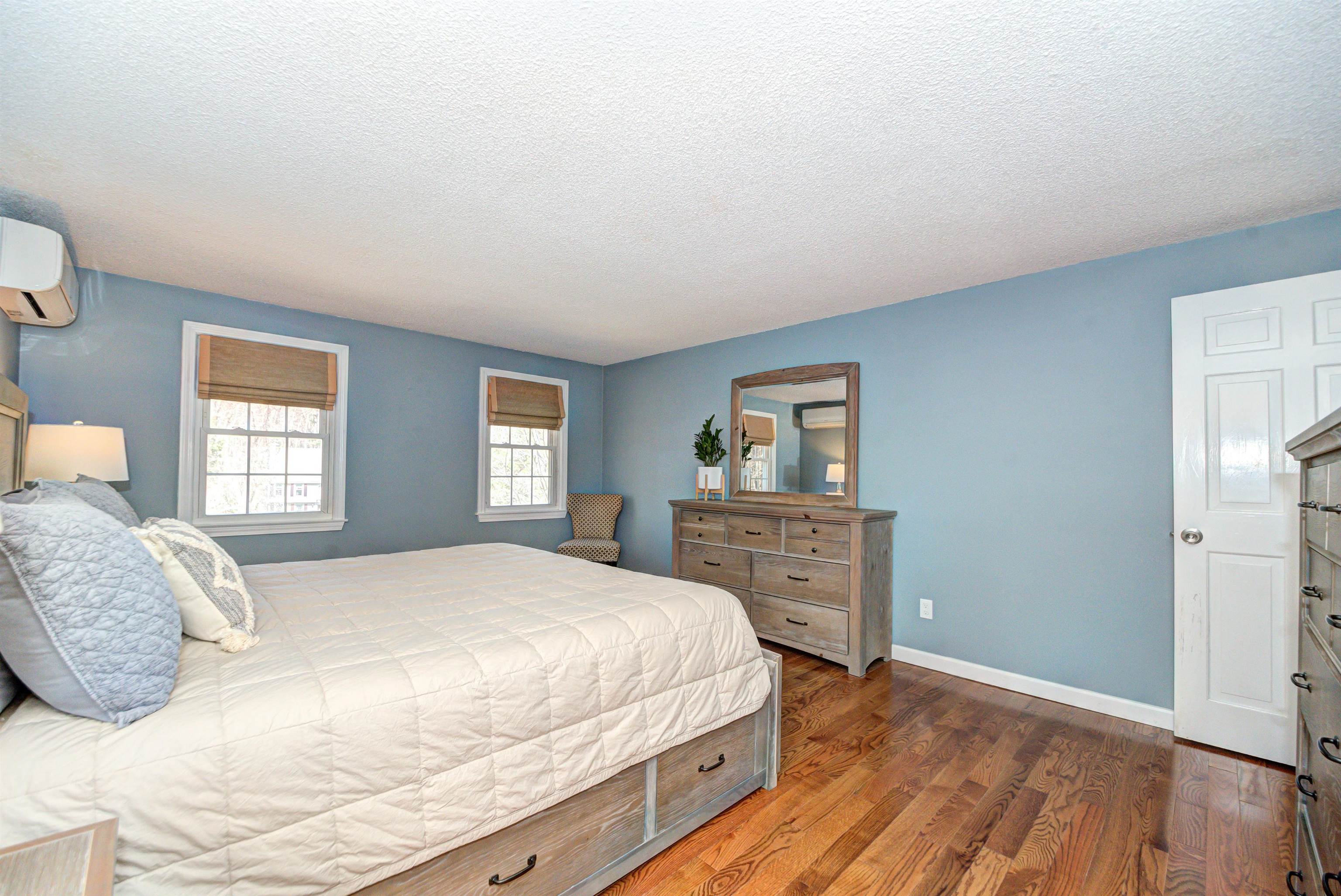 7 Heritage Hill Road