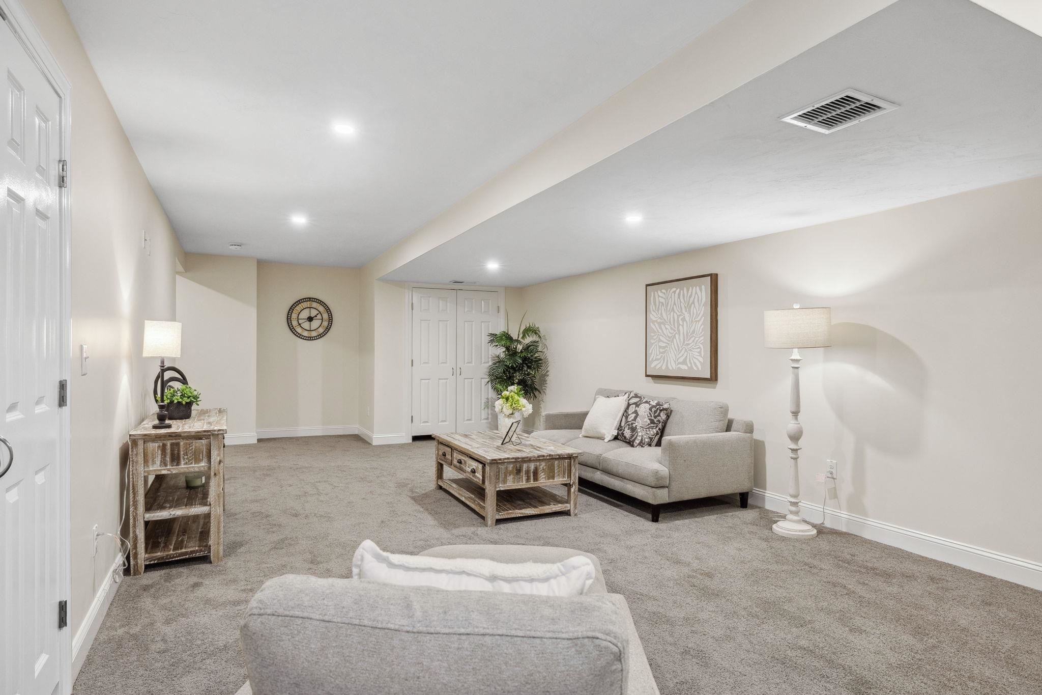 46 Ledge Road Unit: B