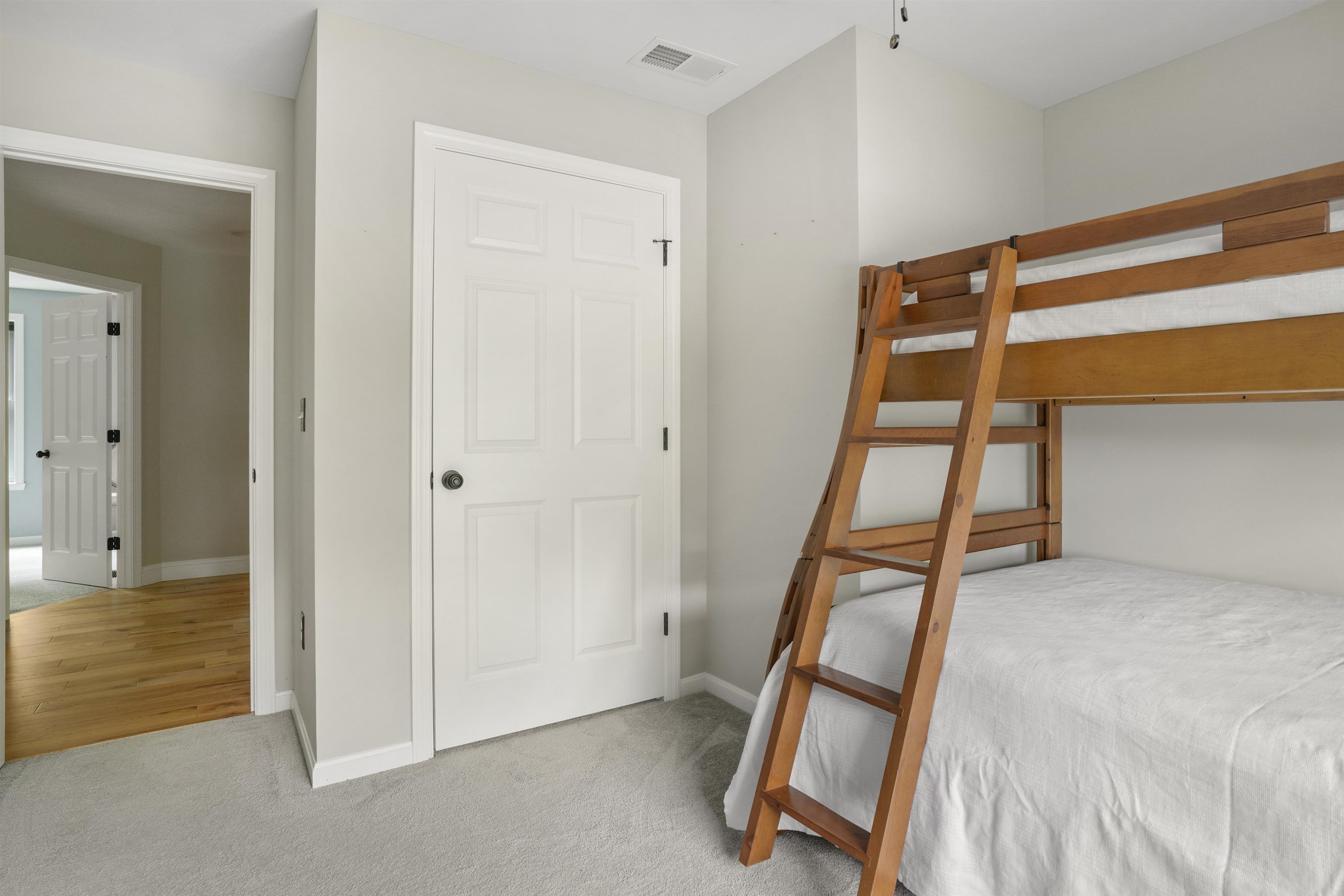 15 Orchard Park Lane