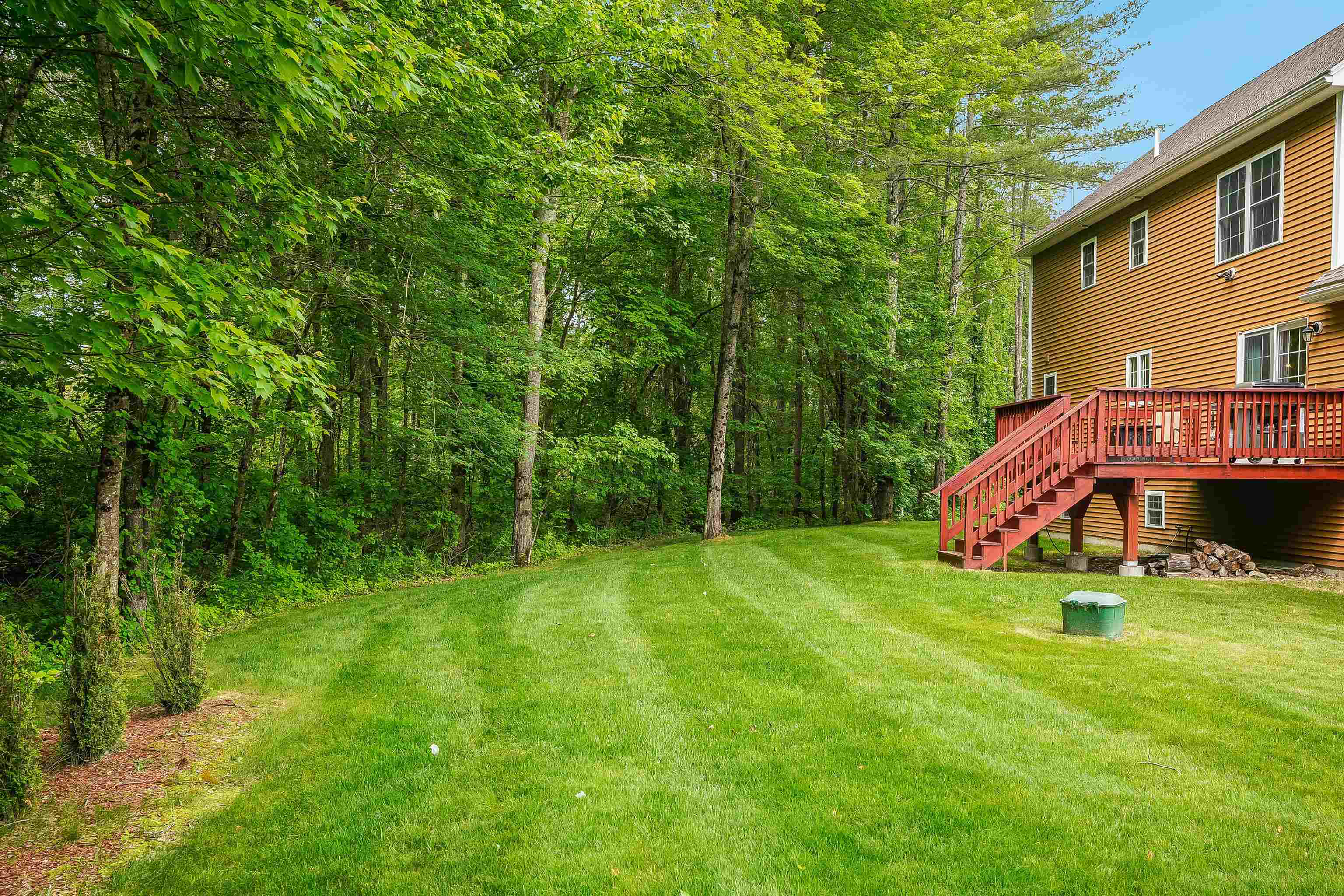 15 Orchard Park Lane