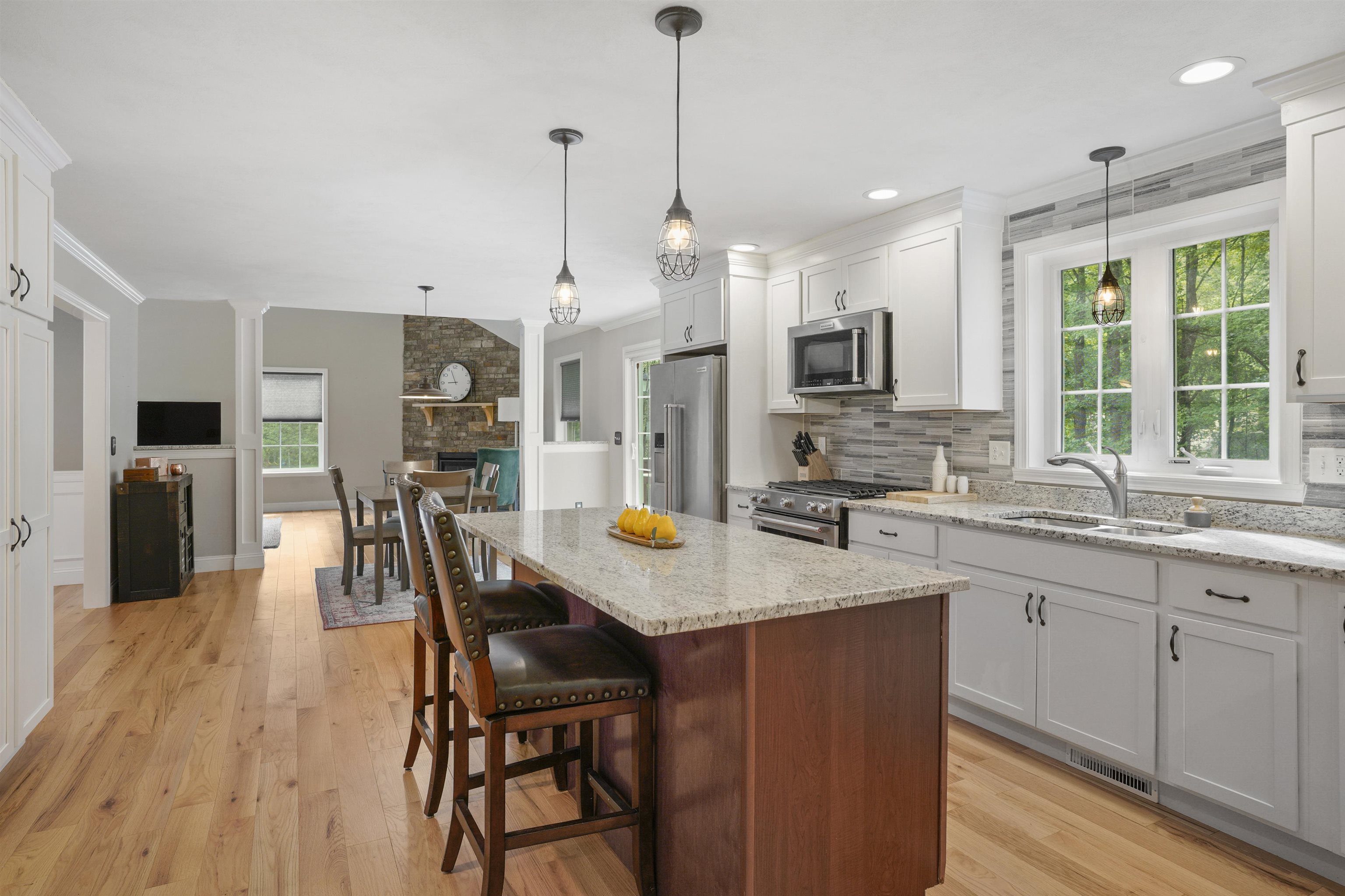 15 Orchard Park Lane