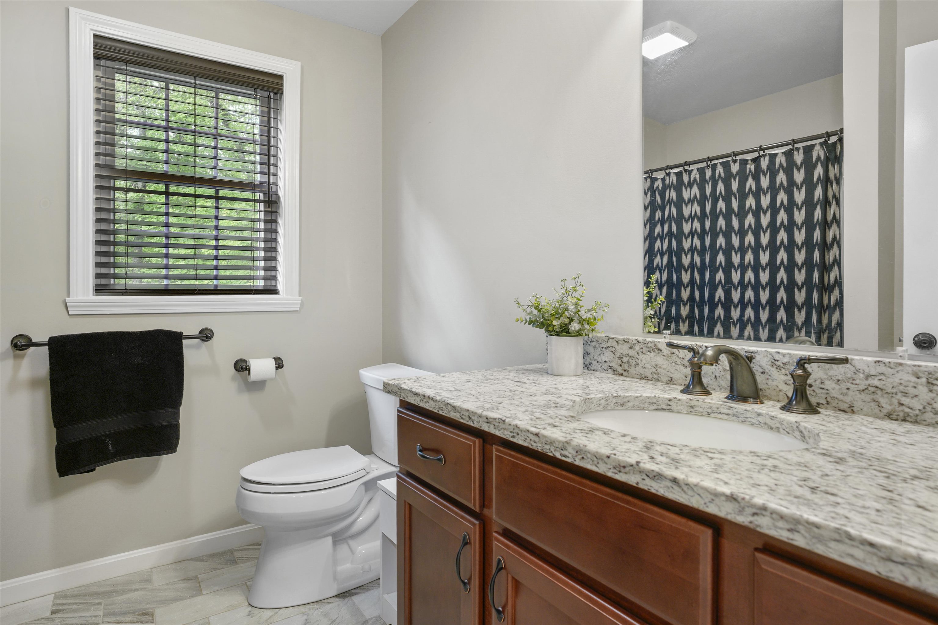 15 Orchard Park Lane