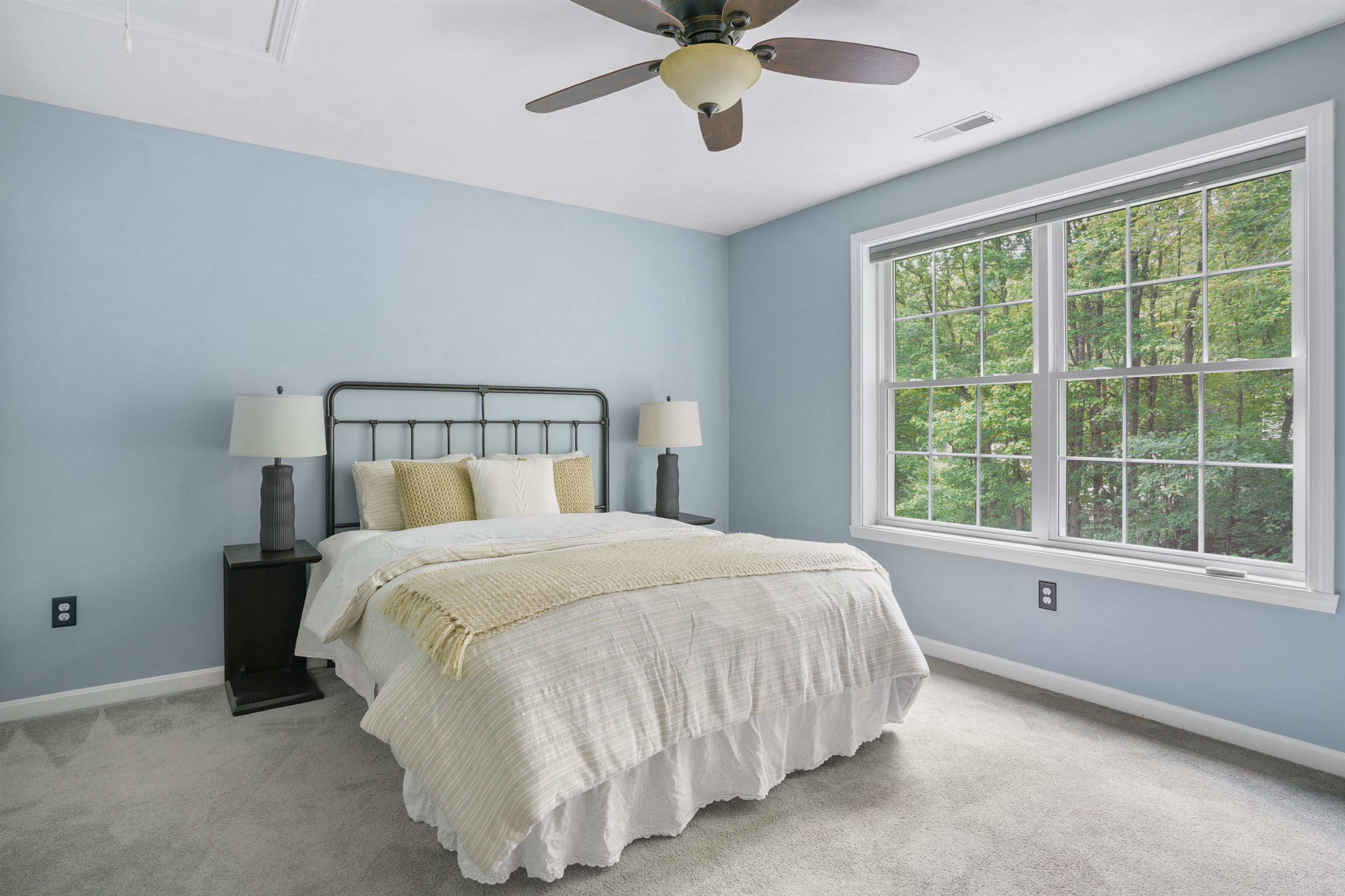 15 Orchard Park Lane