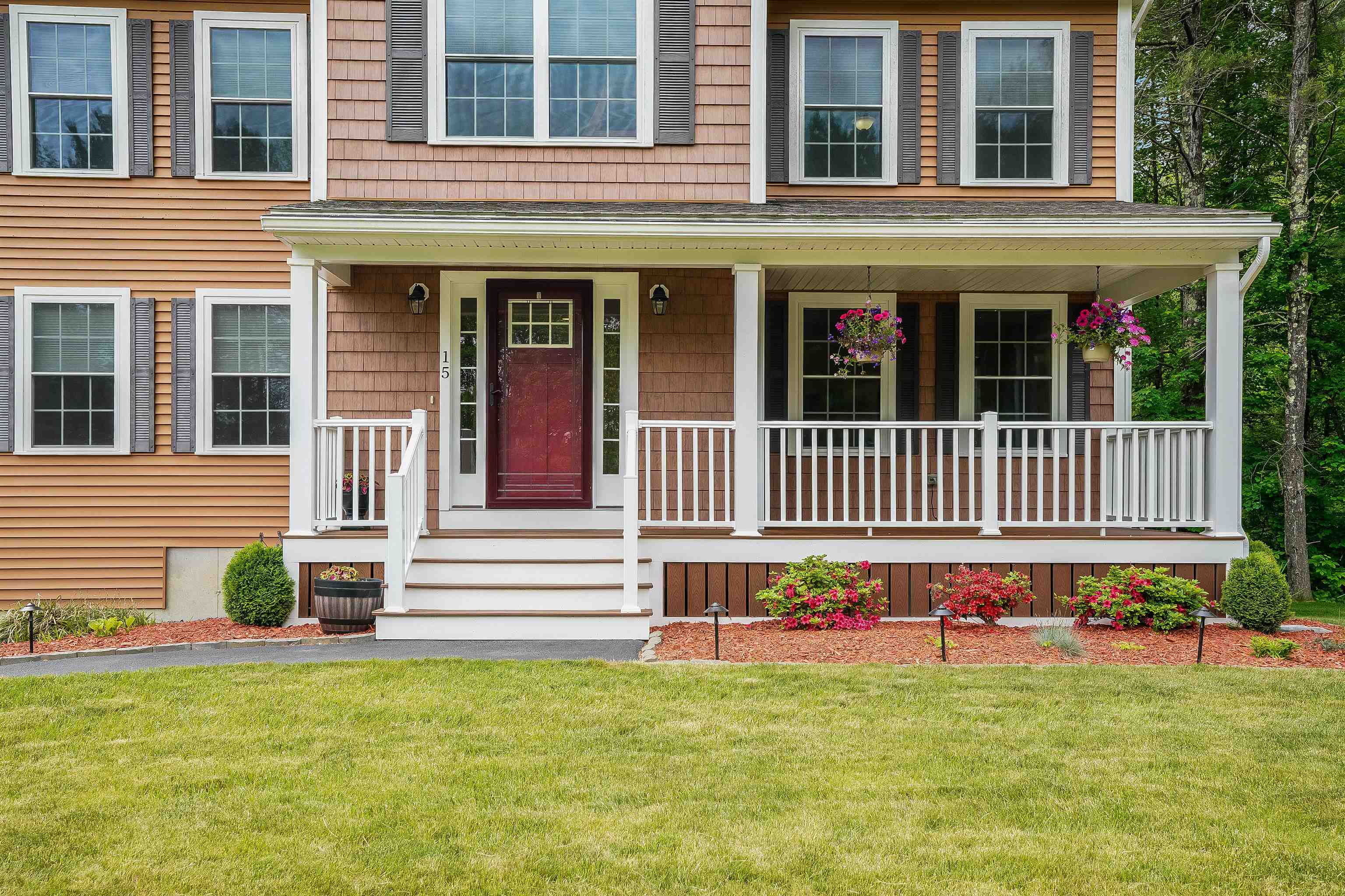 15 Orchard Park Lane