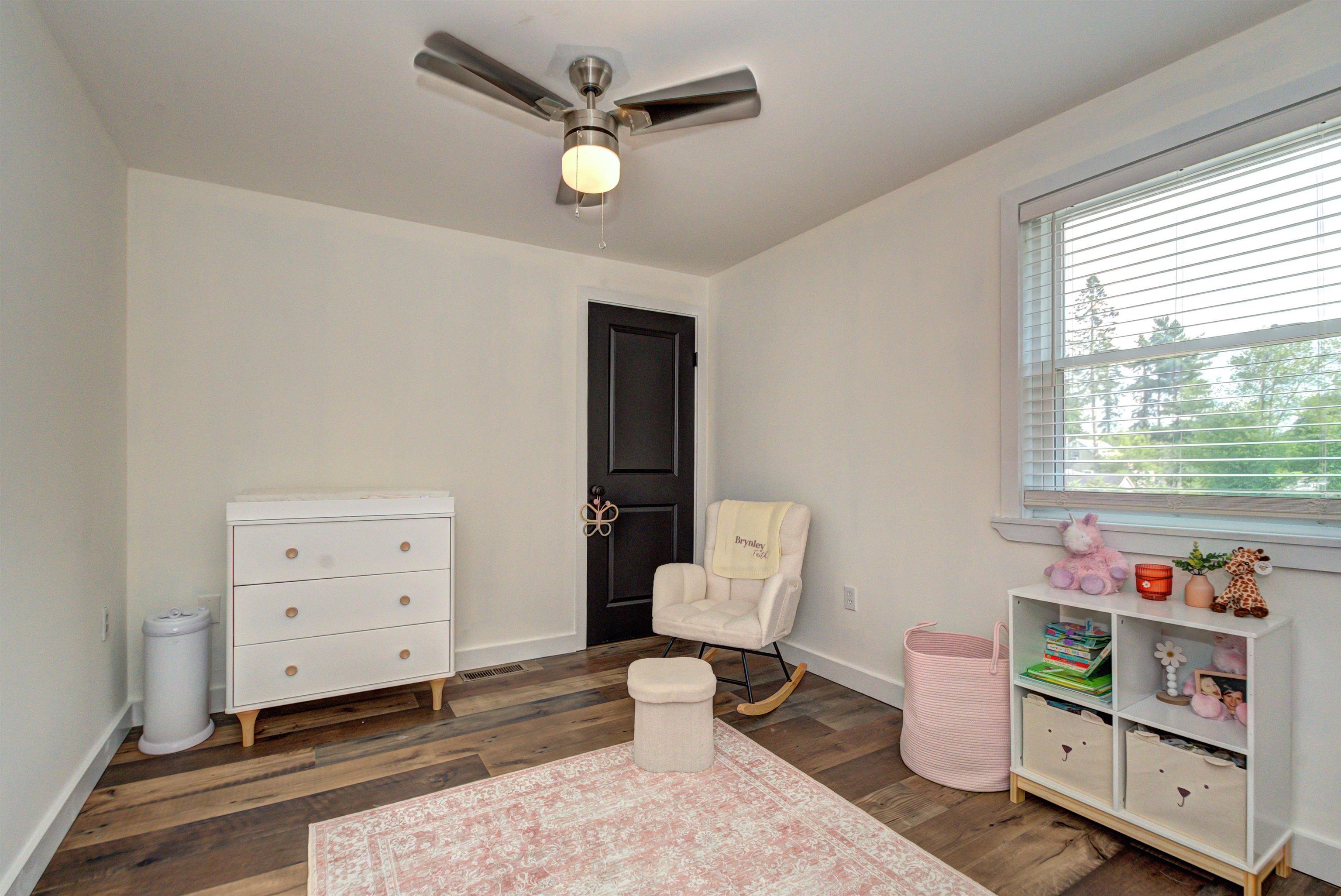 2085 Wellington Road