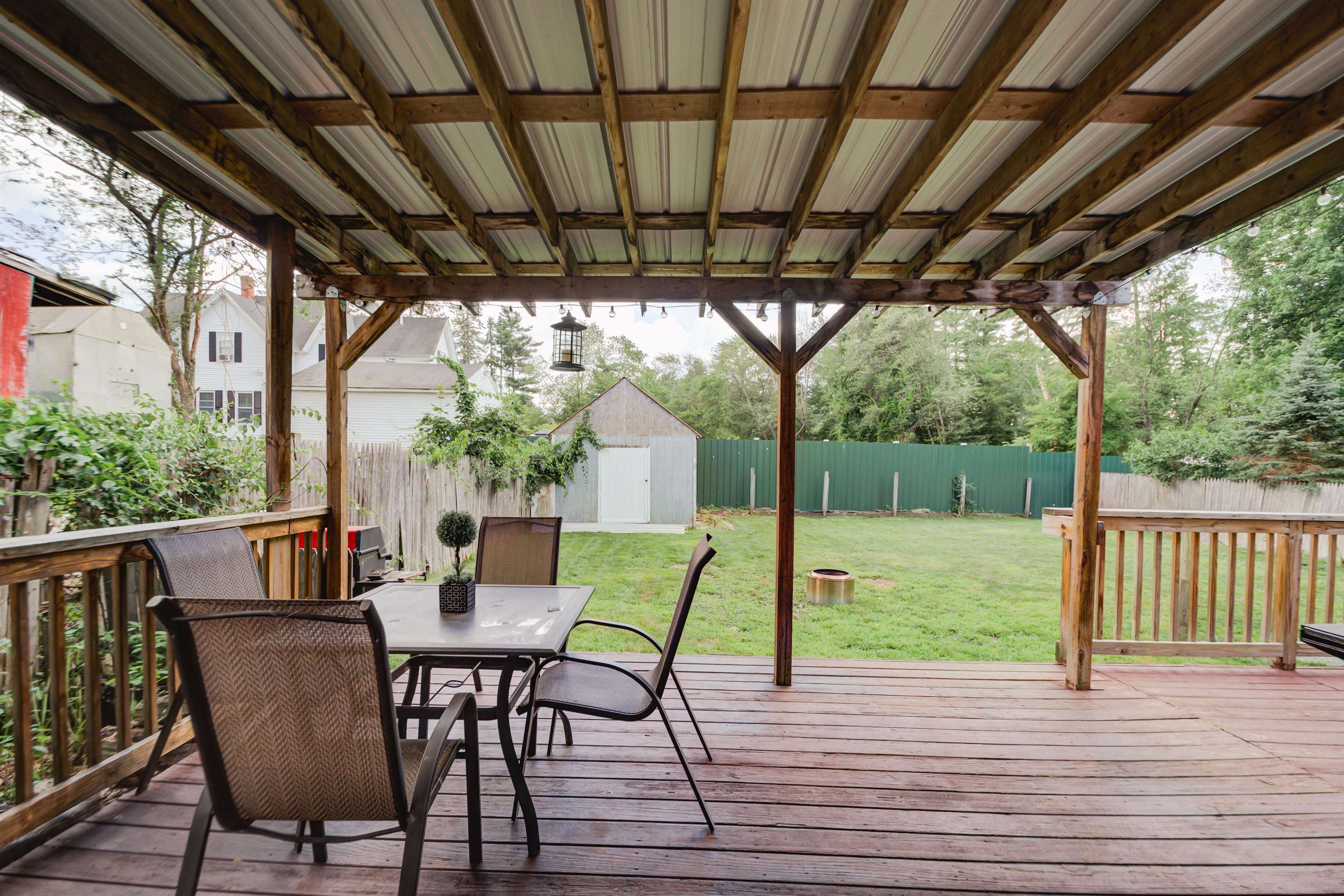 2085 Wellington Road