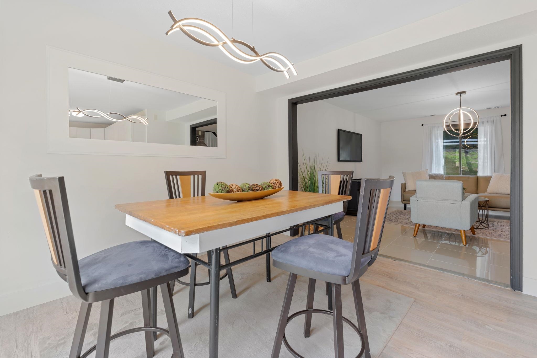 145 Canterbury Lane