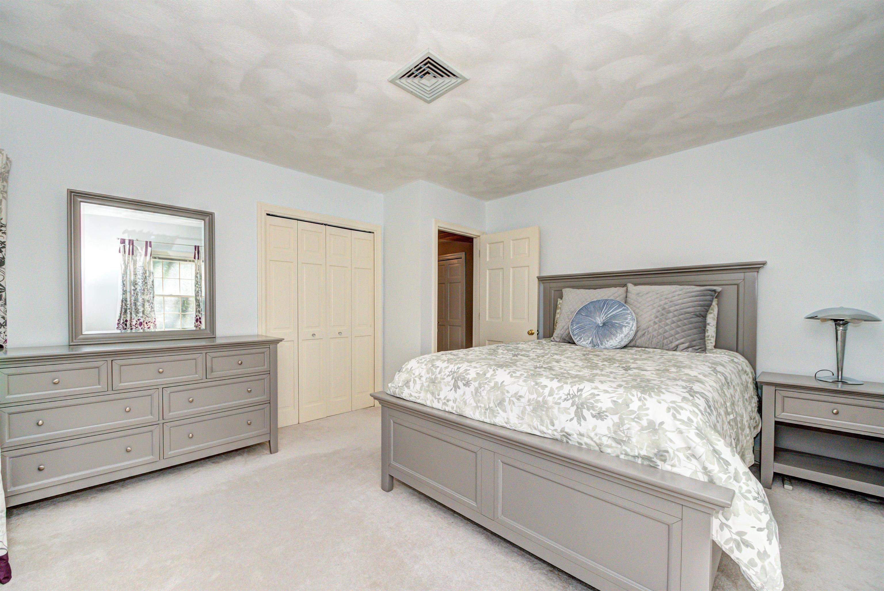 18 Hawthorne Road