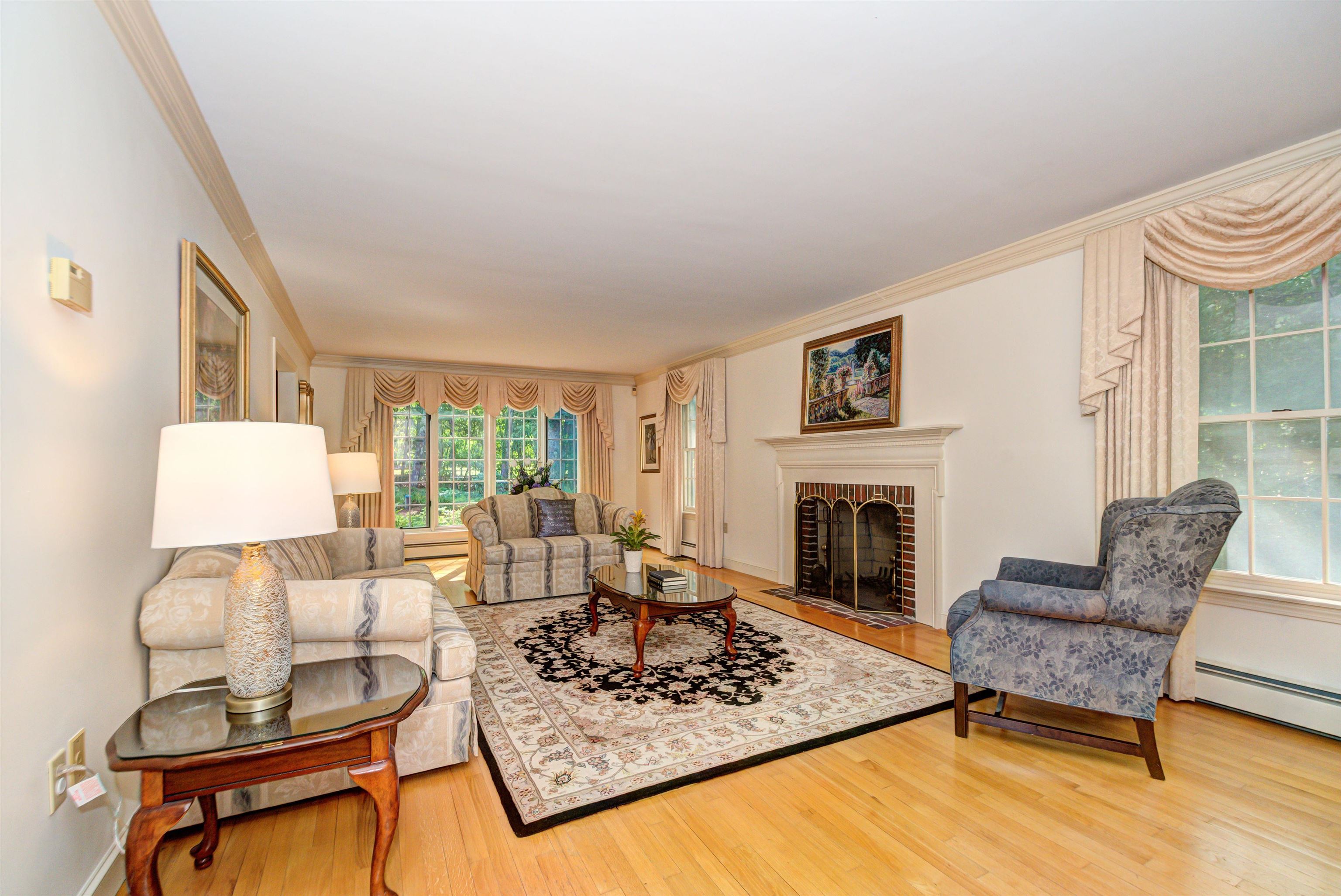 18 Hawthorne Road