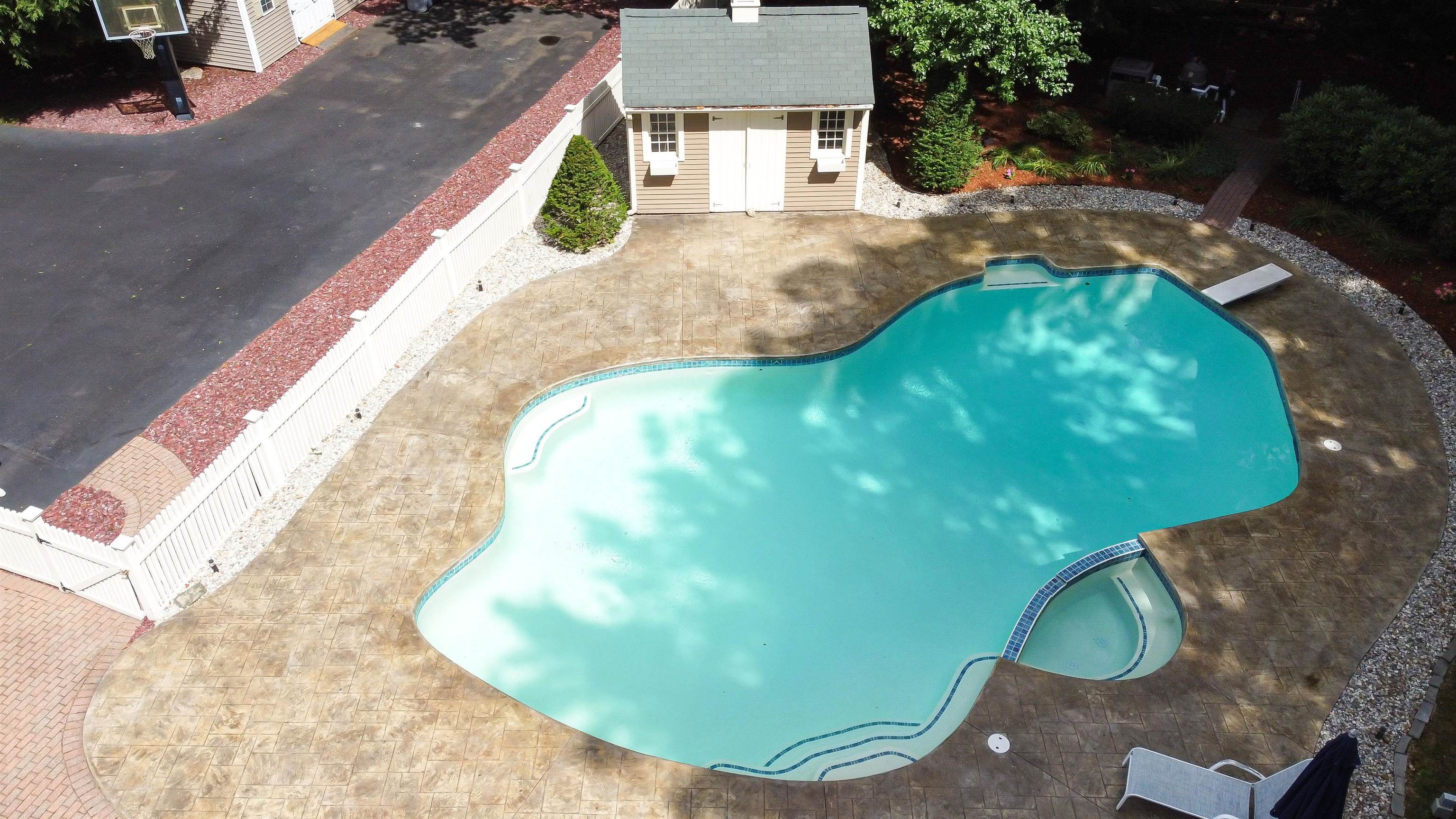 18 Hawthorne Road