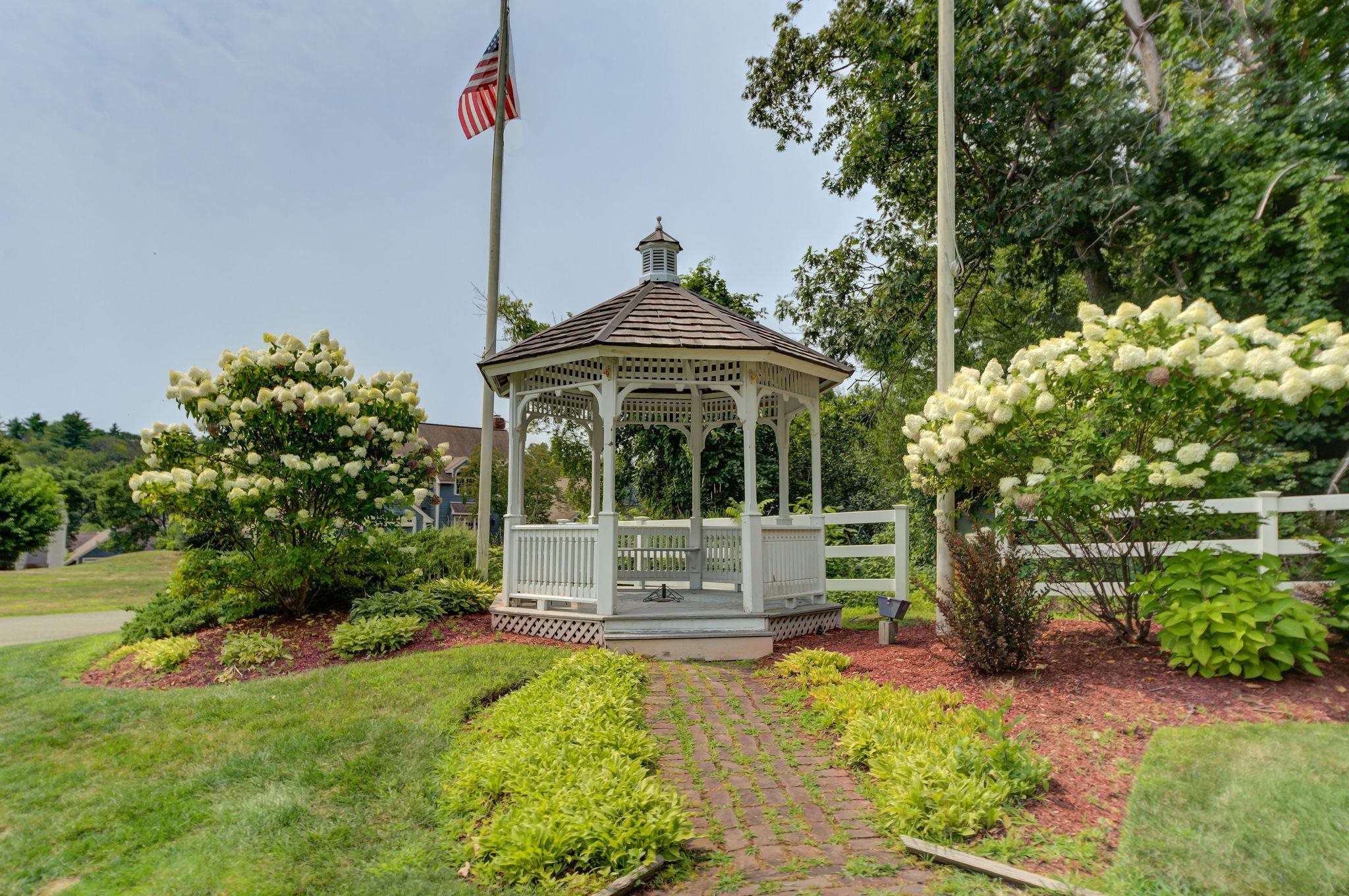 20 William Pond Road