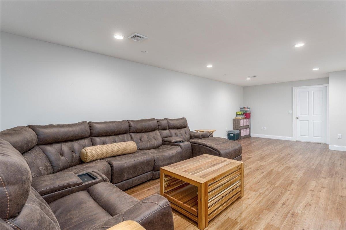 9 Springfield Drive Unit: 908D