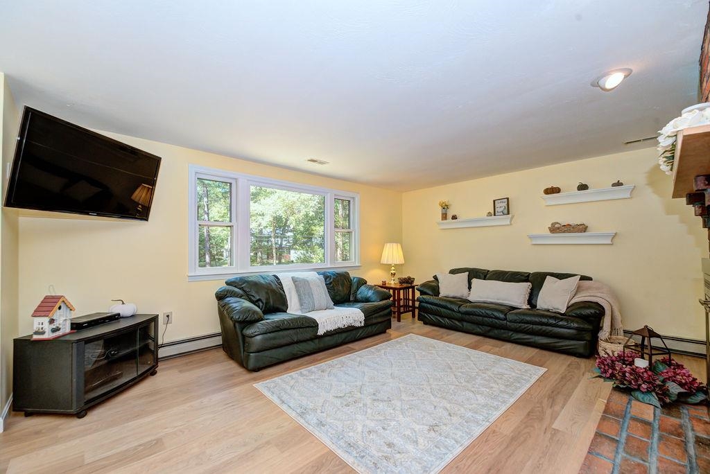 9 Edgewood Drive